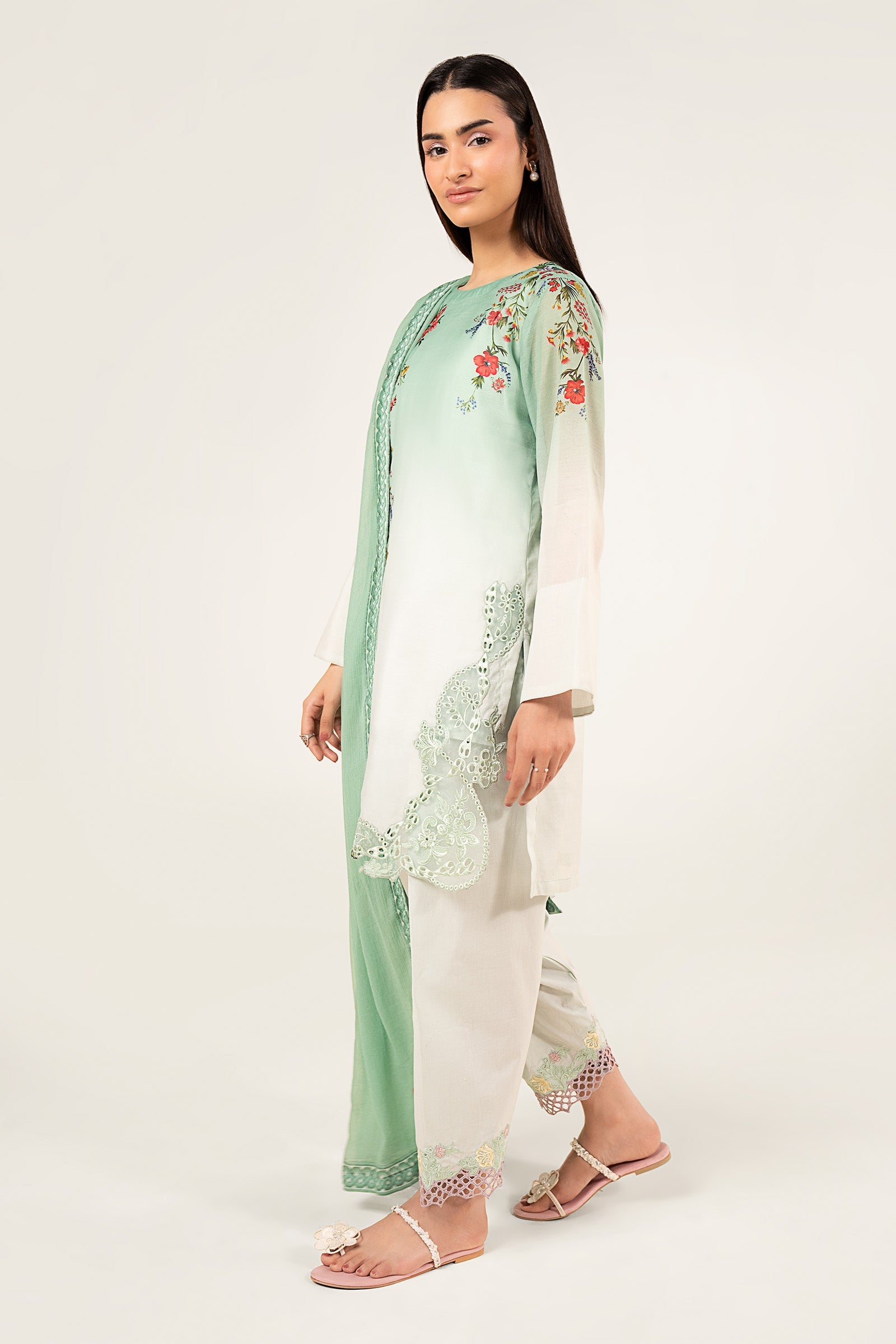 3 Pc Embroidered Paper Lawn Suit