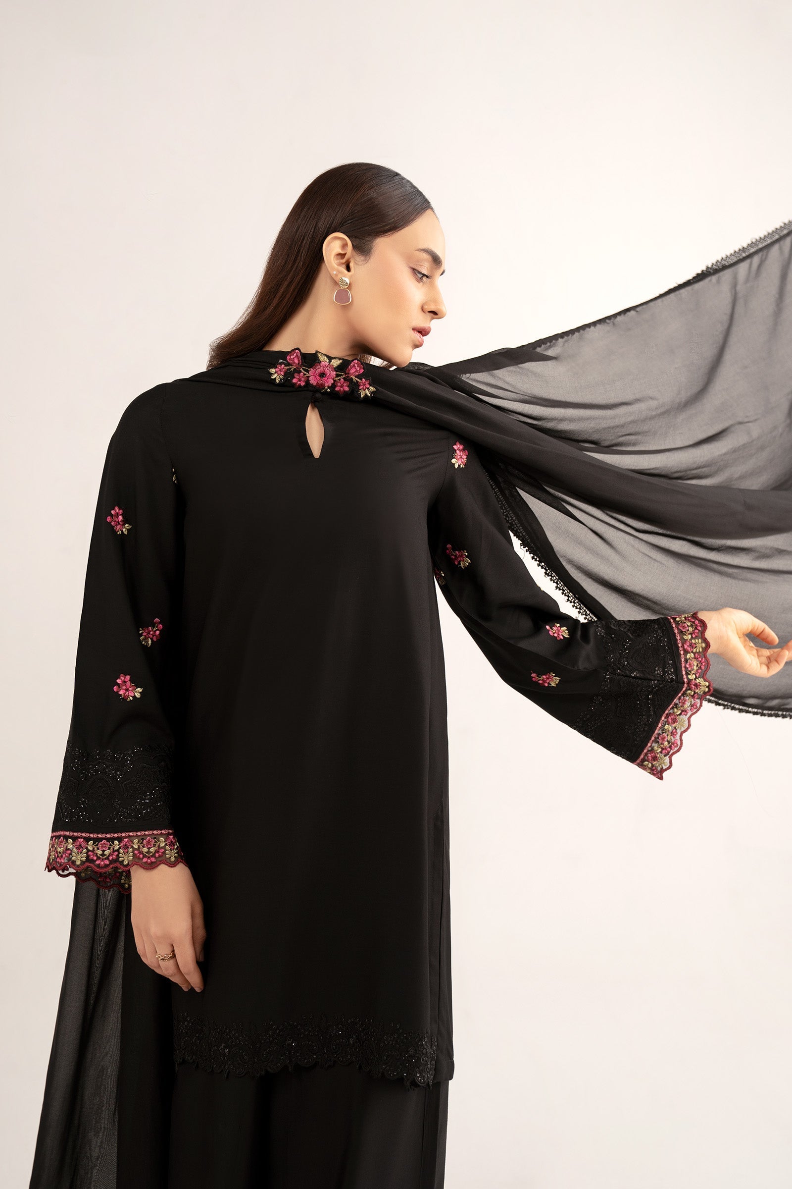 3 Pc Embroidered Arabic Lawn Suit