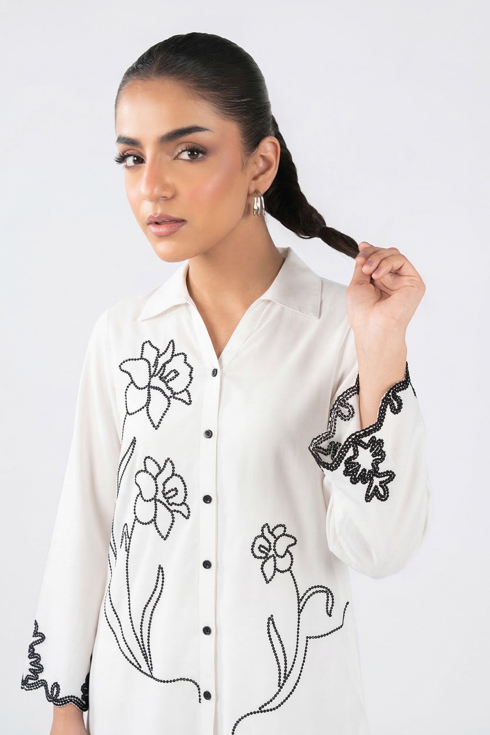 Embroidered Slub Lawn Shirt