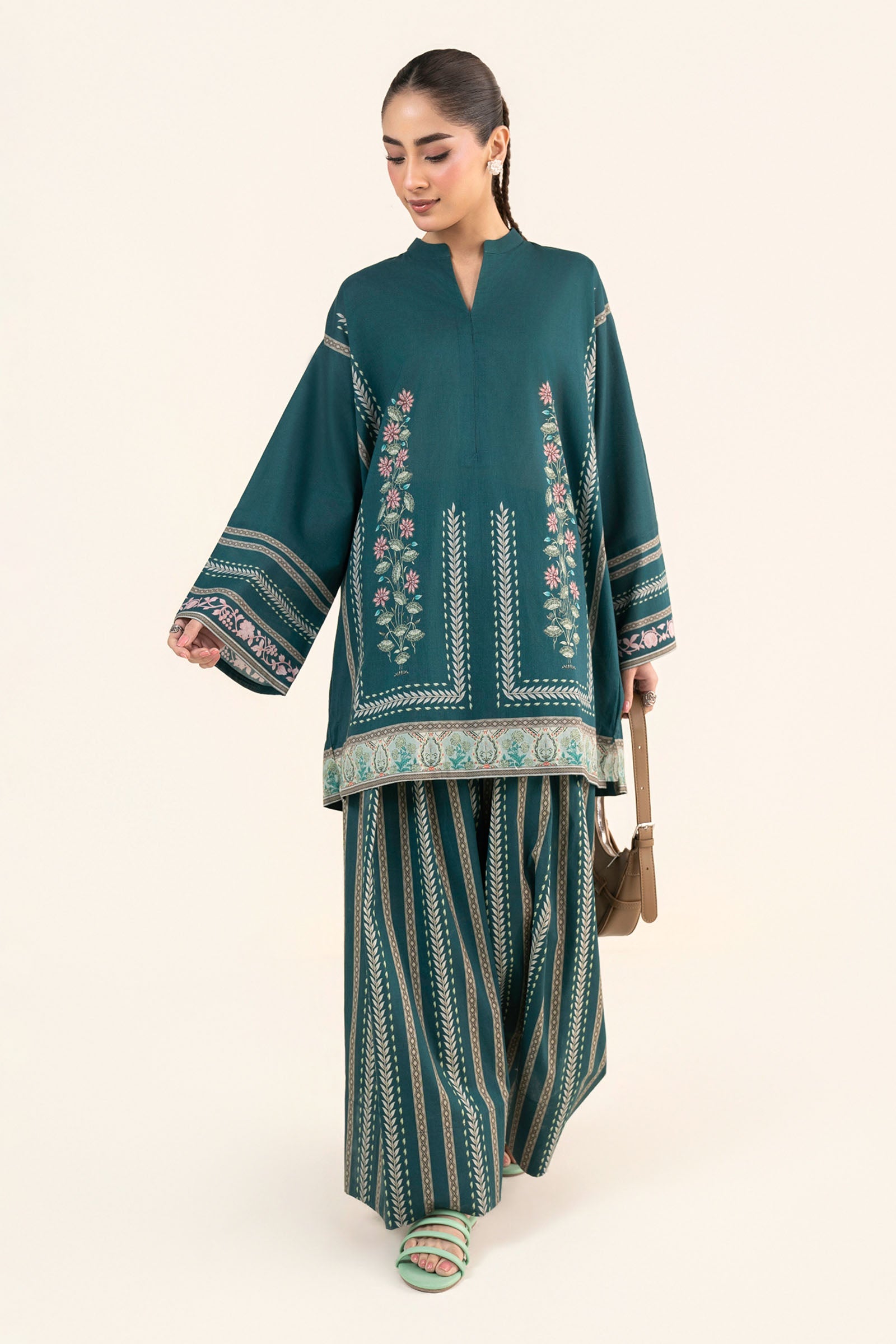 2 Pc Printed Lawn Suit