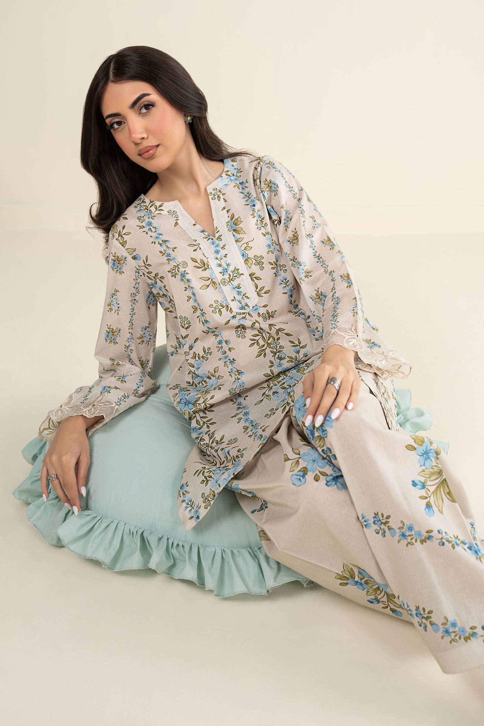 2 Pc Printed Lawn Suit