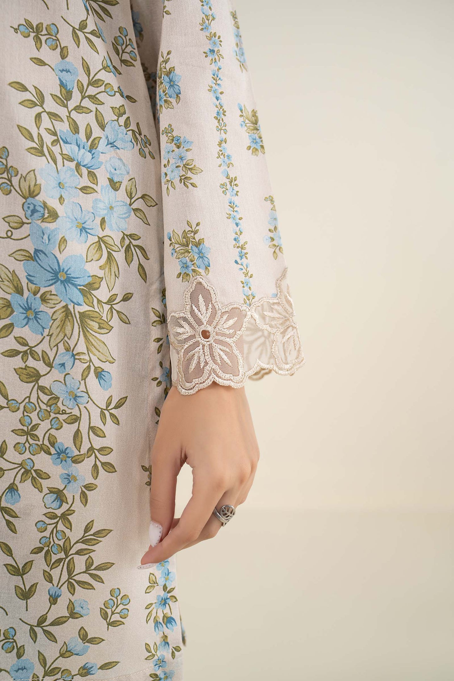 2 Pc Printed Lawn Suit