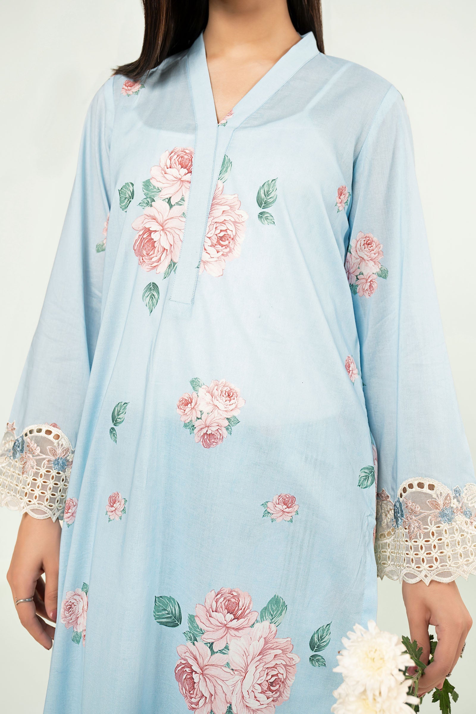 2 Pc Embroidered Lawn Suit
