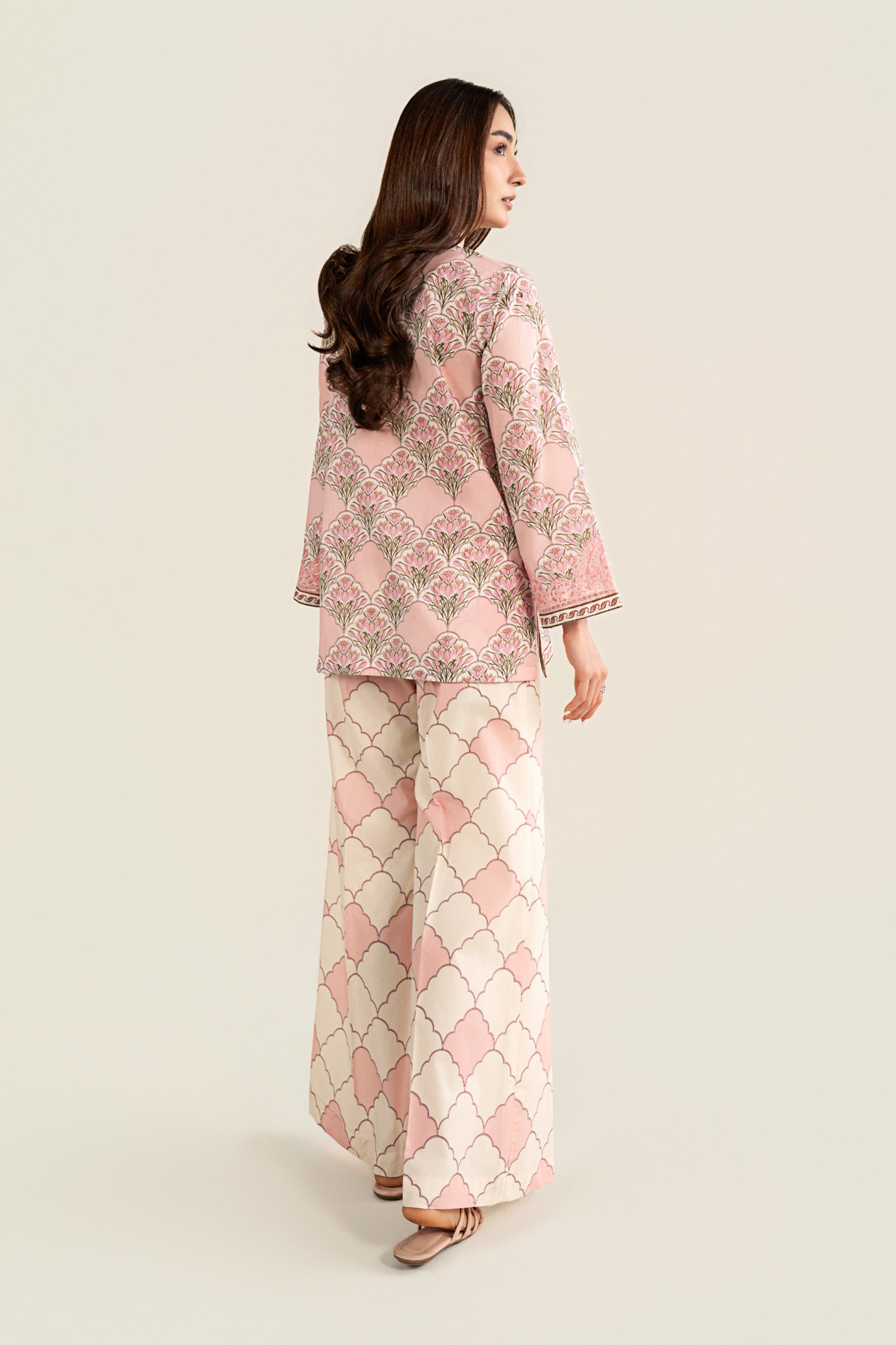 2 Pc Embroidered Lawn Suit