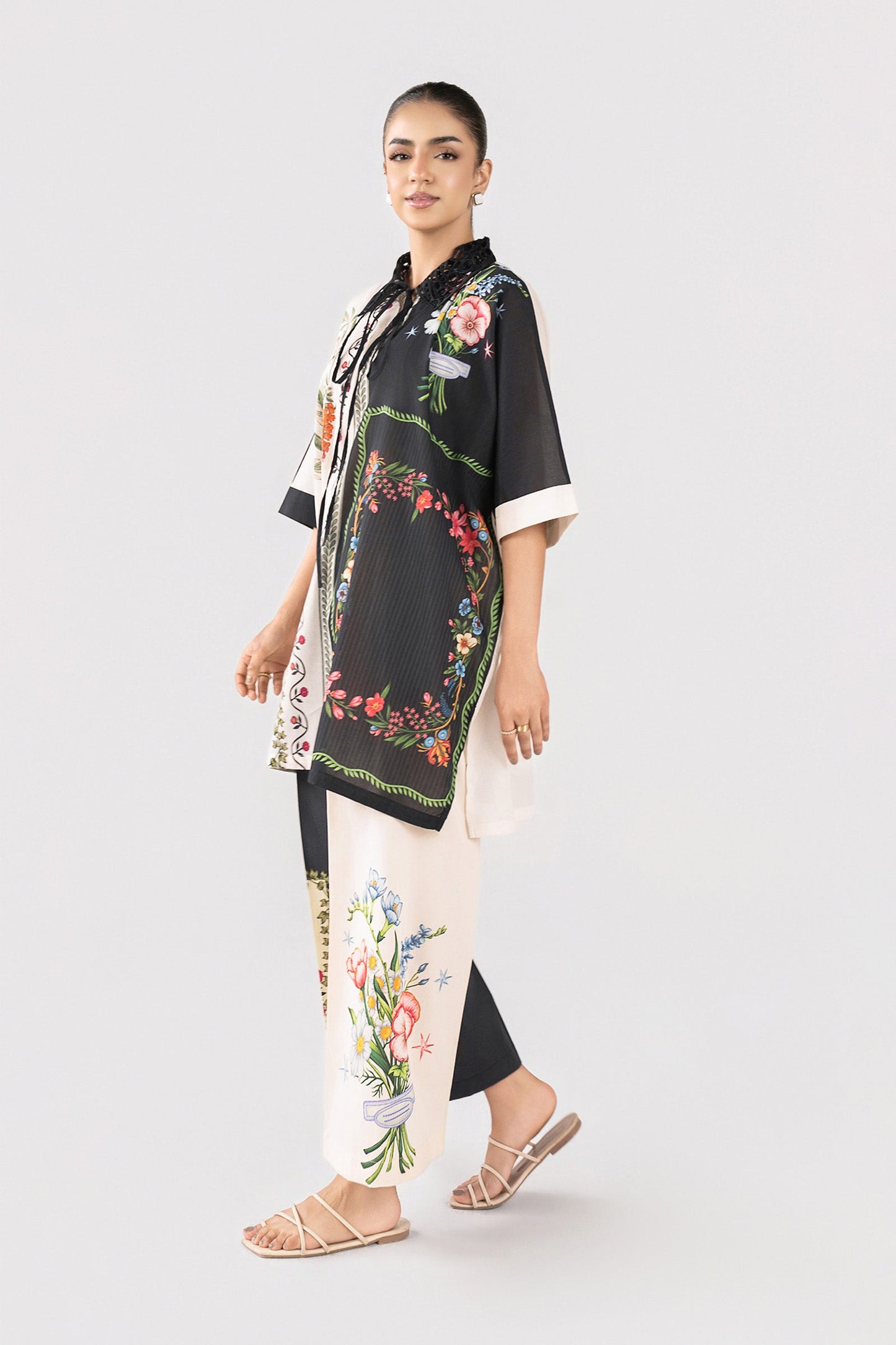 2 Pc Embroidered Lawn Suit