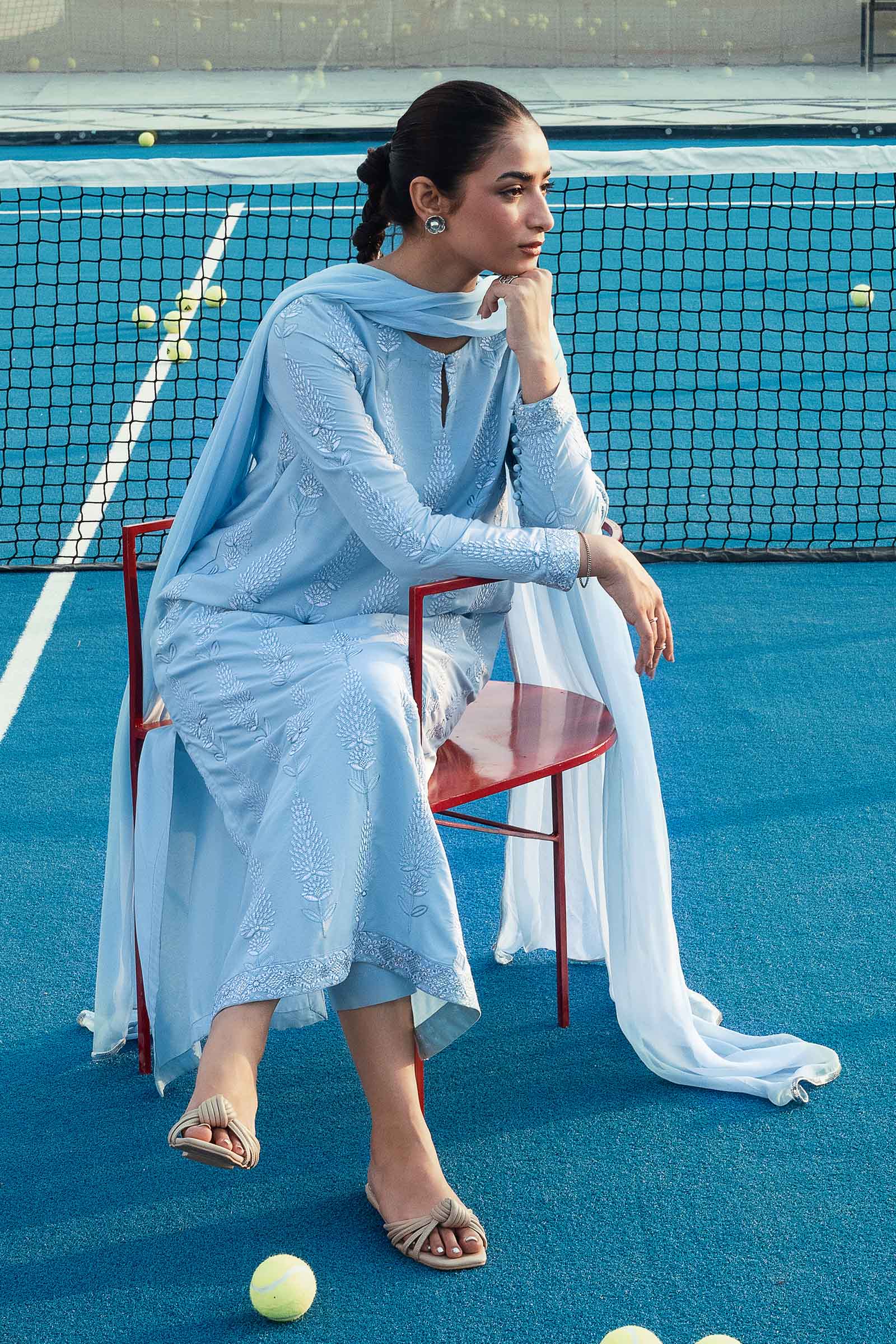 2 Pc Embroidered Arabic Lawn Suit