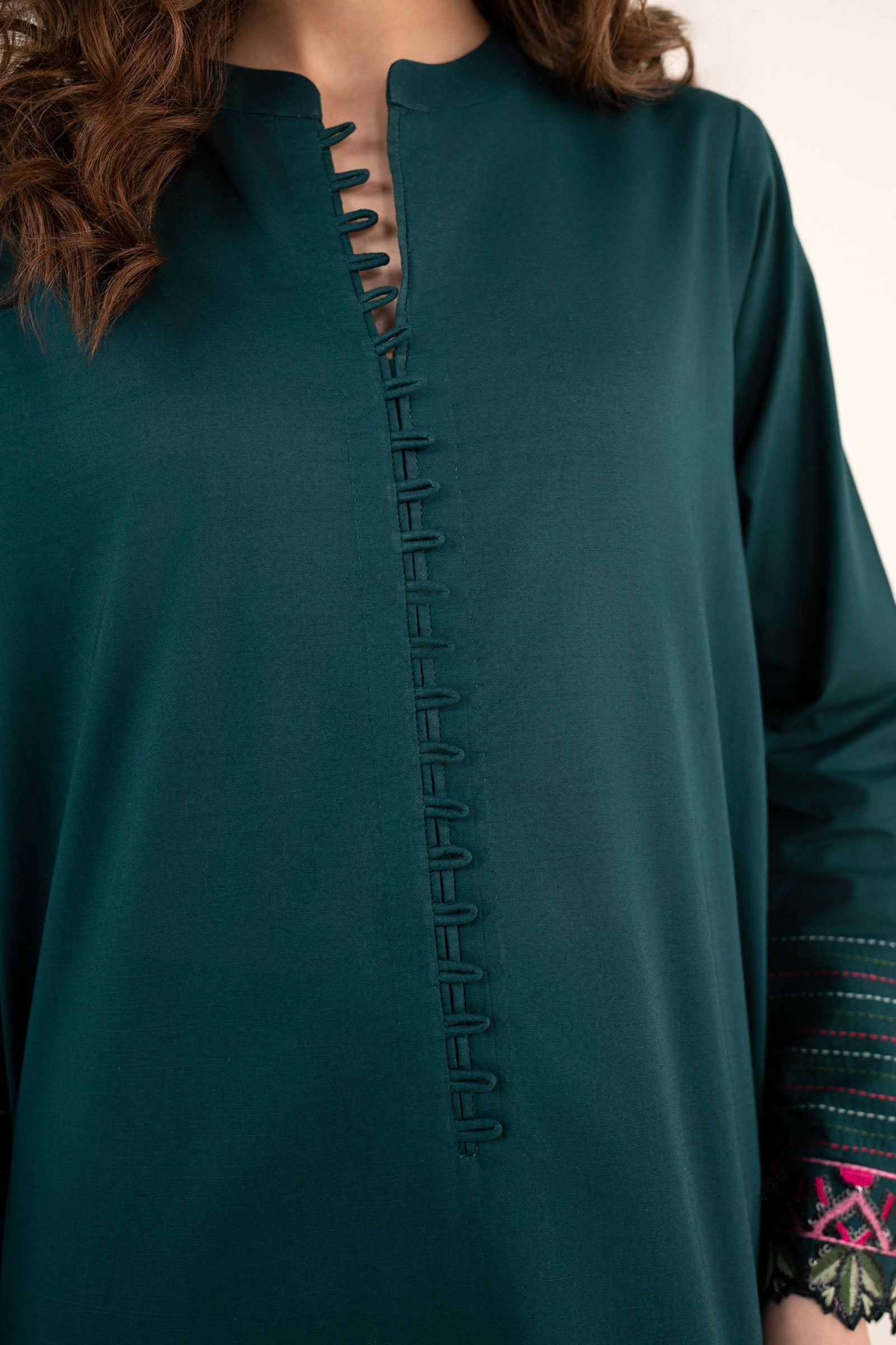 2 Pc Embroidered Slub Lawn Suit