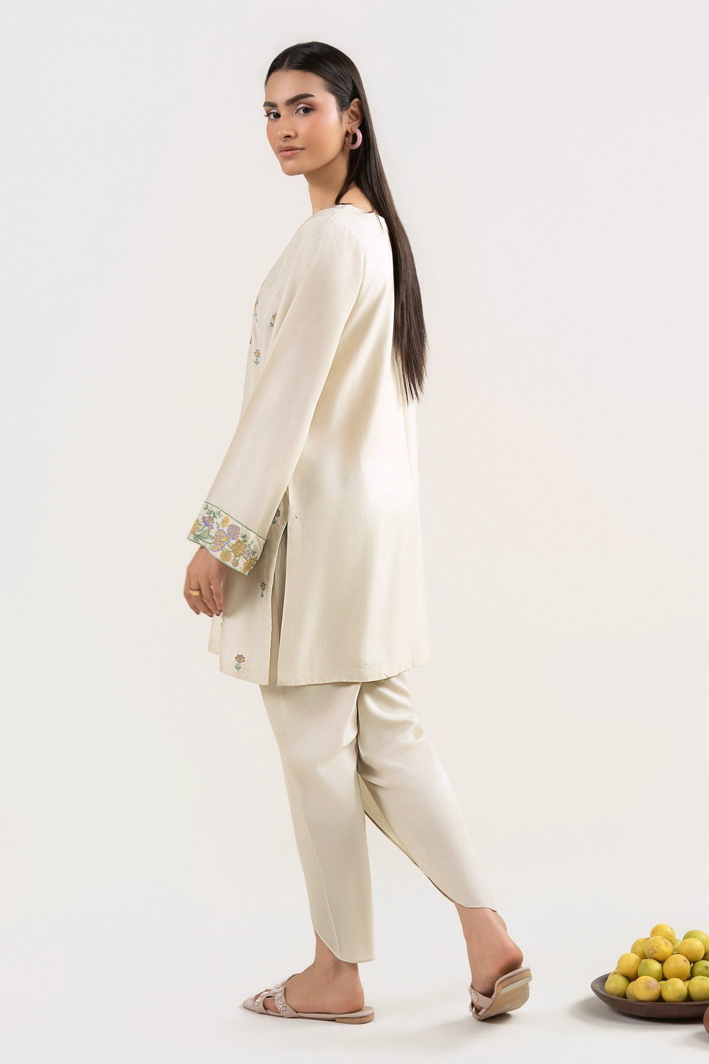 2 Pc Embroidered Arabic Lawn Suit