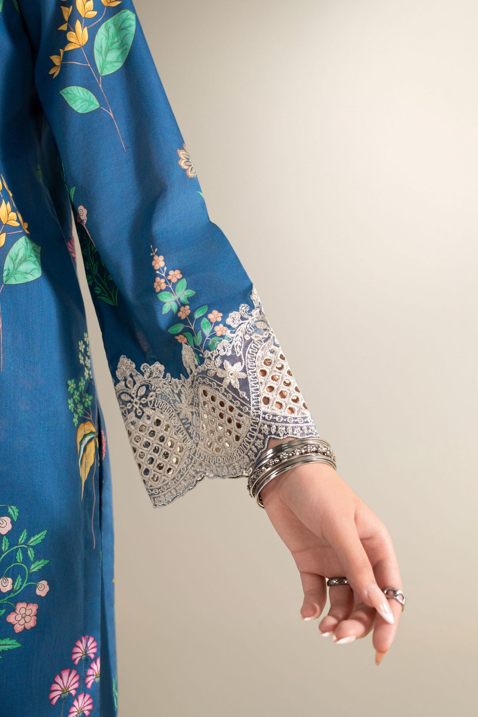2 Pc Embroidered Lawn Suit