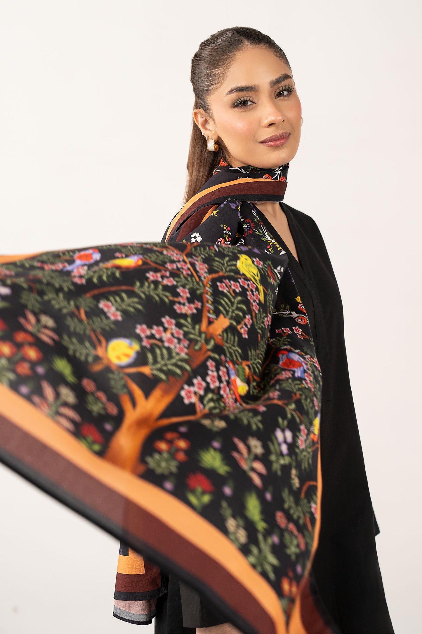 Printed Arabic Lawn Scarf