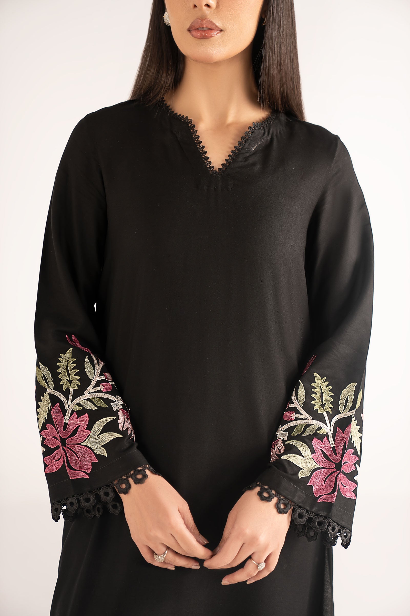 Embroidered Slub Lawn Shirt