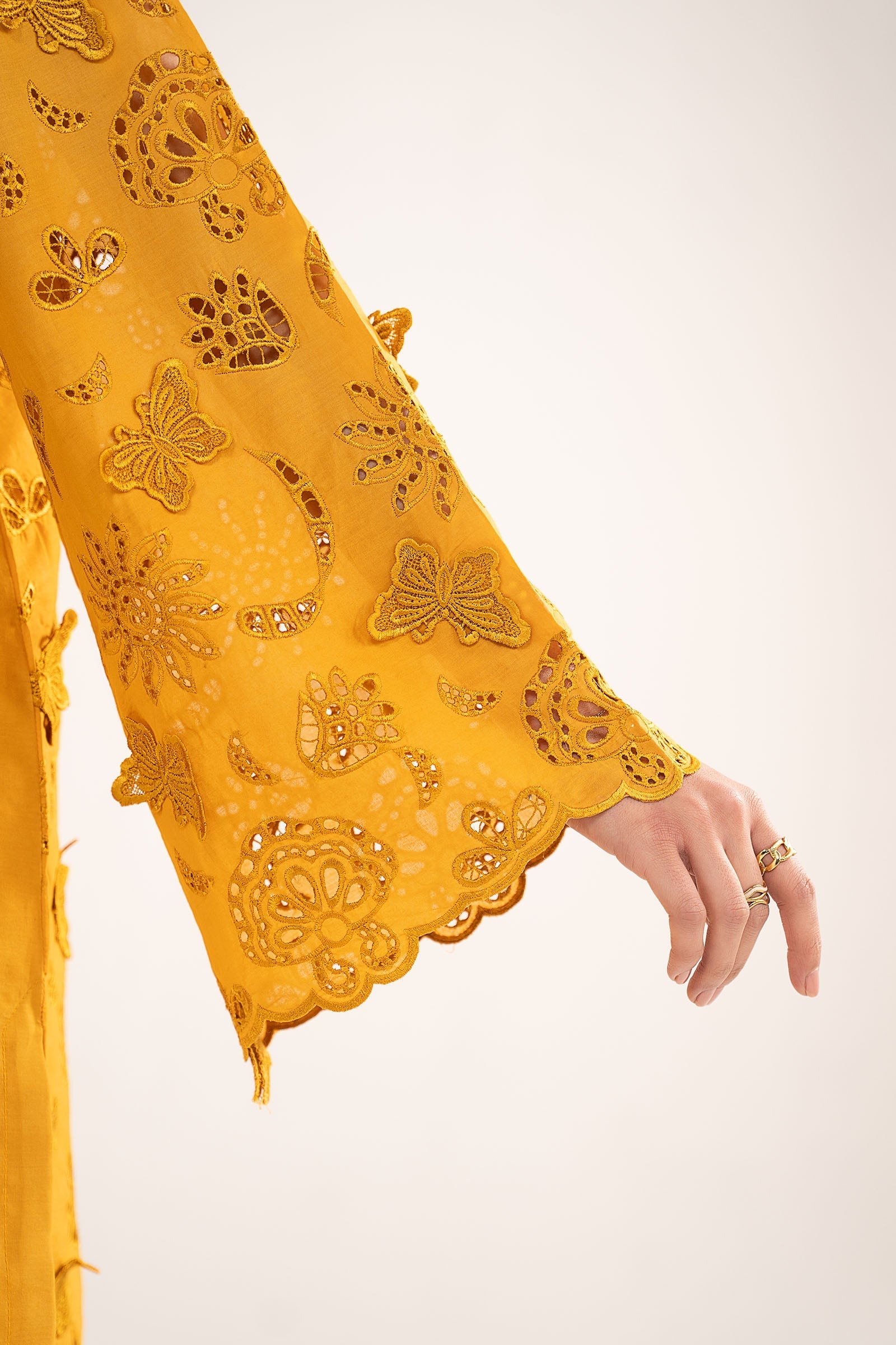 2 Pc Embroidered Lawn Suit