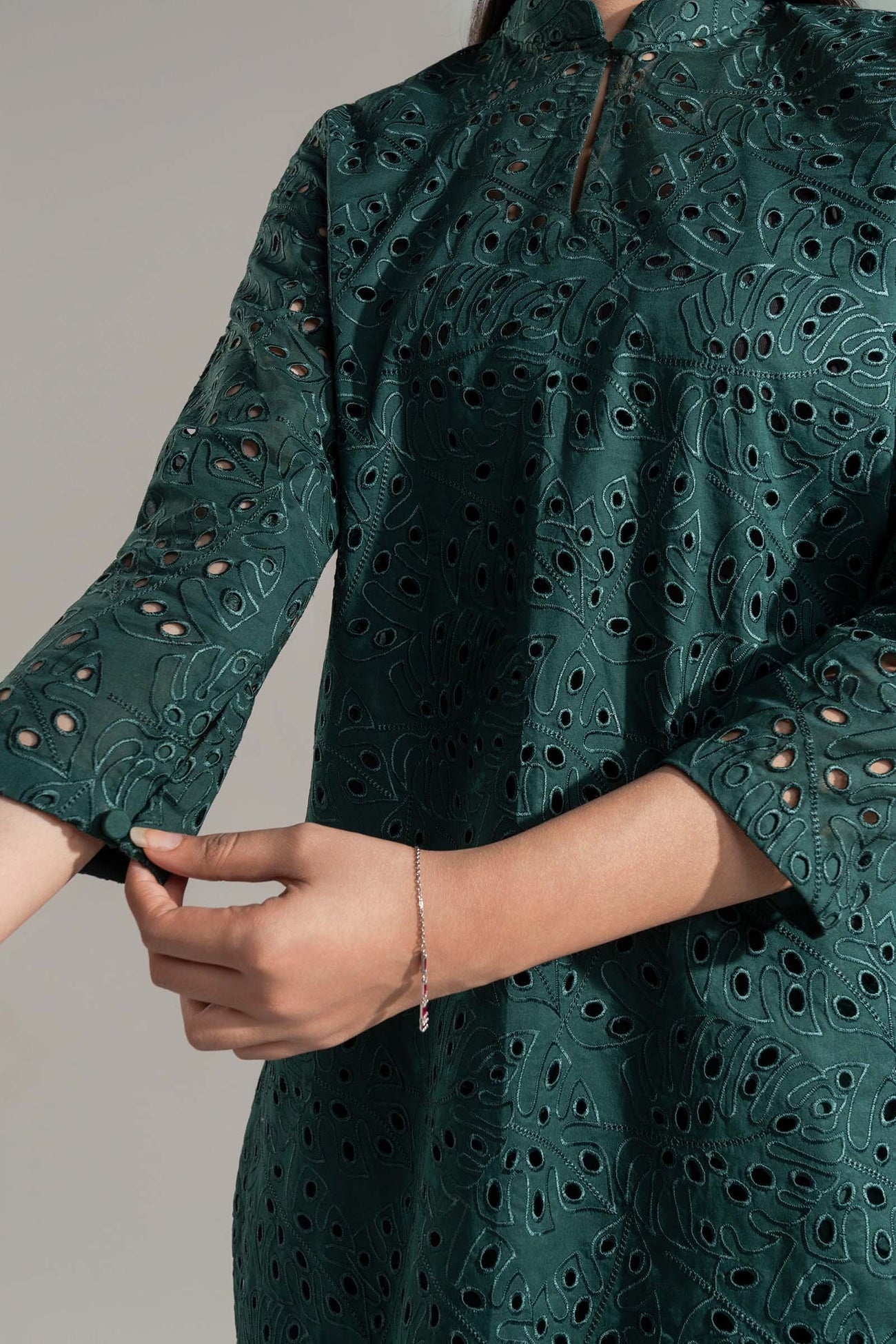 2 Pc Embroidered Lawn Suit