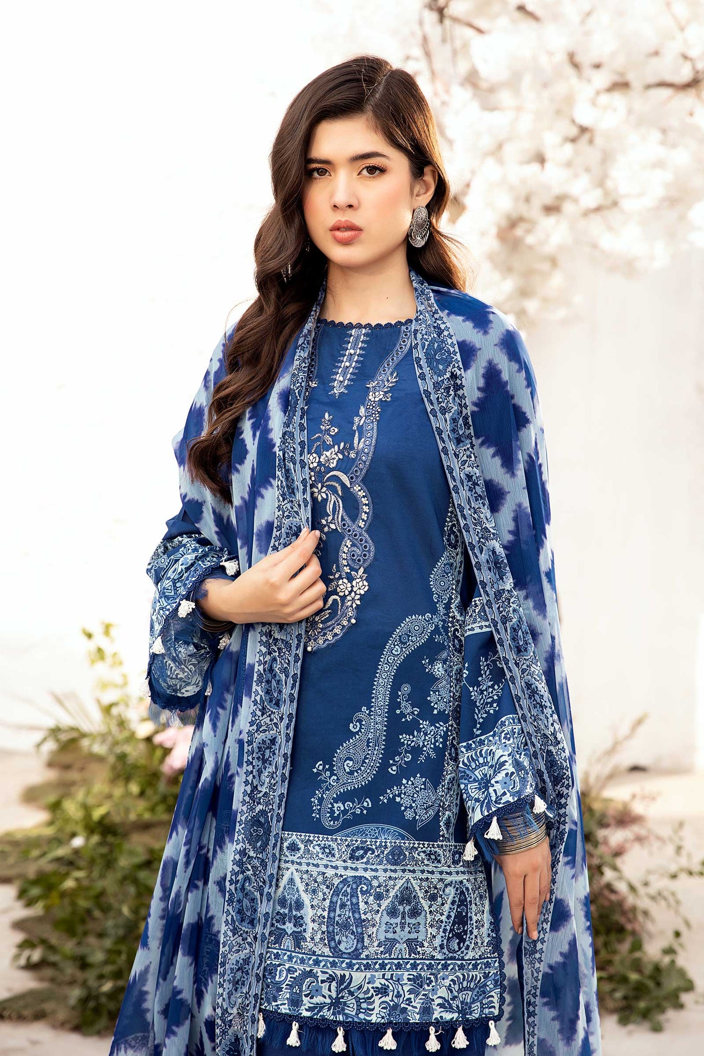 3 Pc Unstitched Embroidered Lawn Suit | MB-CUS25-703B