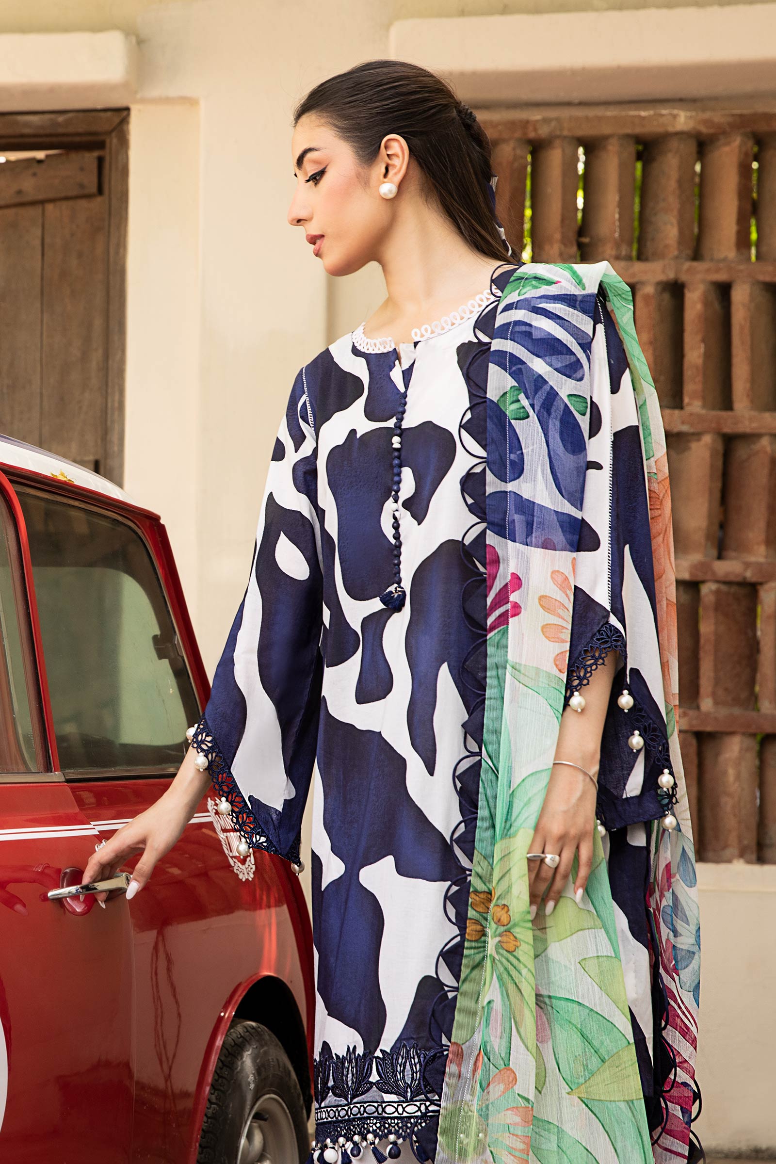 3 Pc Unstitched Embroidered Lawn Suit | MB-CUS25-905B