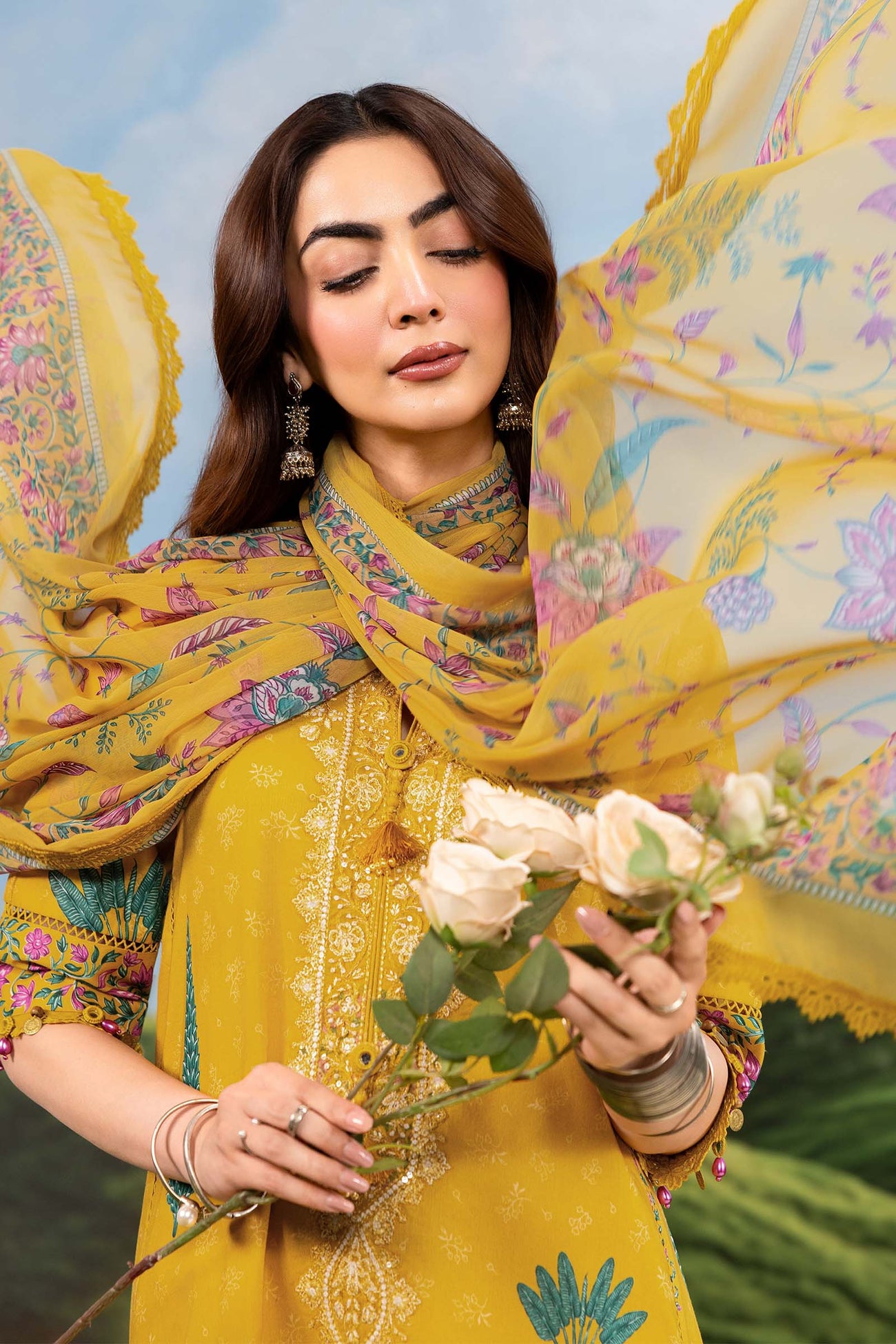 3 Pc Unstitched Embroidered Lawn Suit