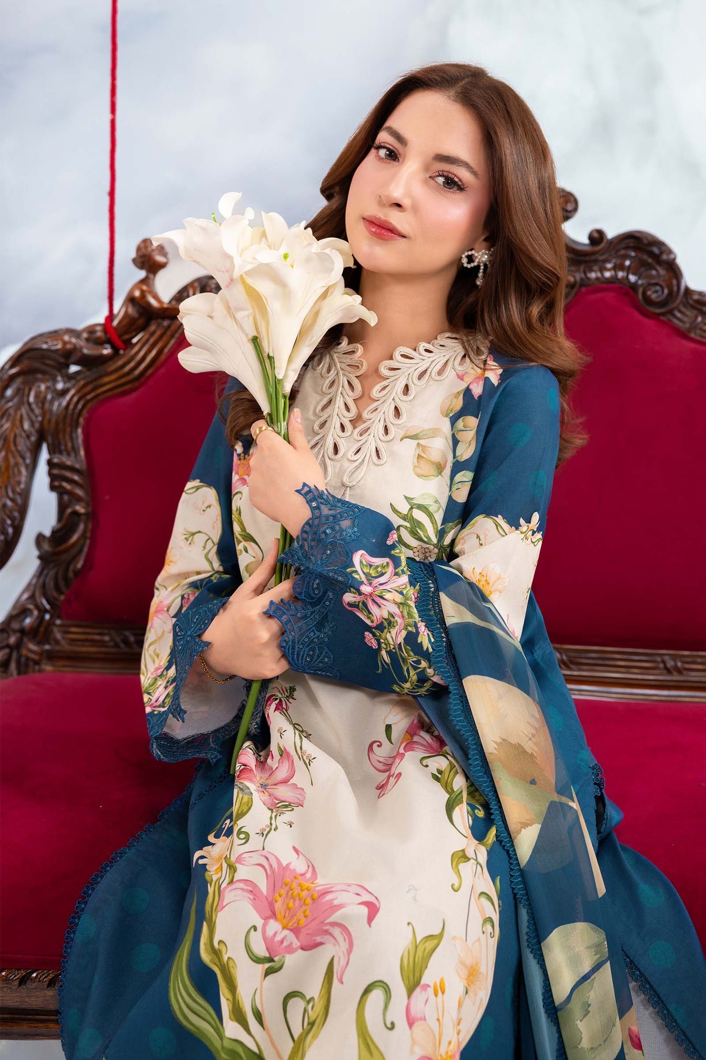 3 Pc Unstitched Embroidered Lawn Suit