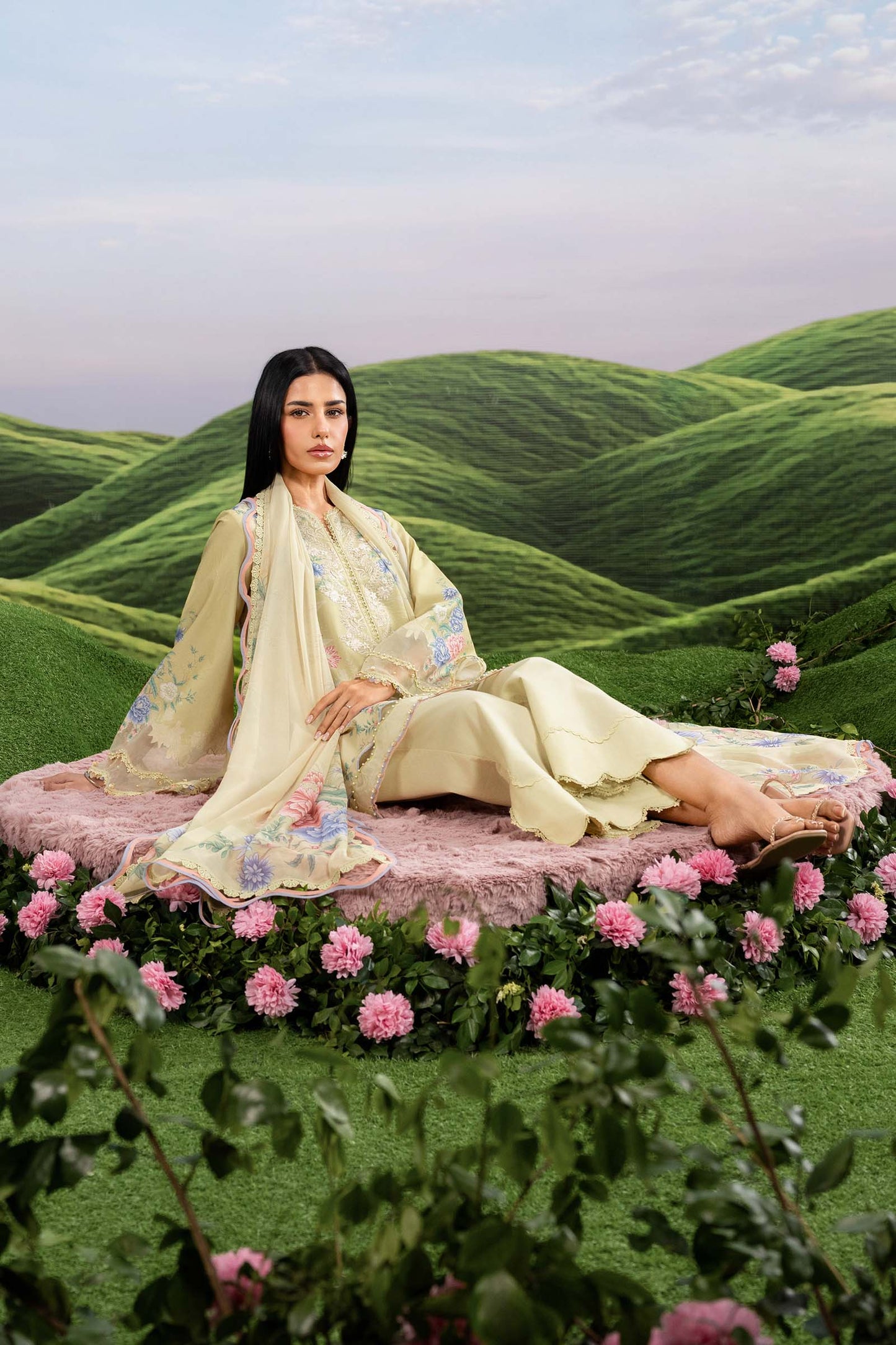 3 Pc Unstitched Embroidered Lawn Suit