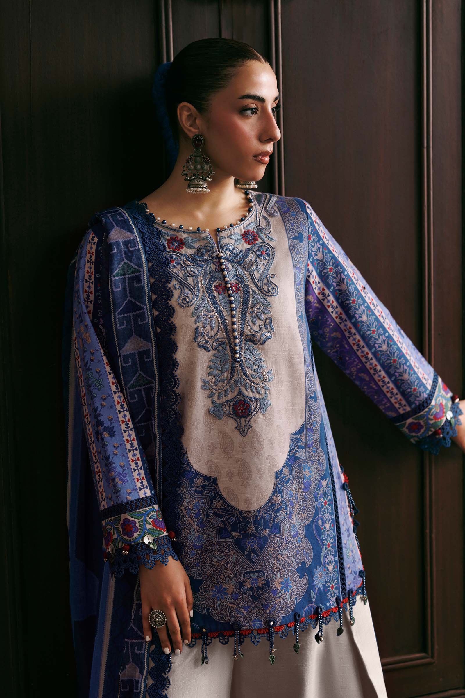 3 Pc Unstitched Embroidered Slub Khaddar Suit