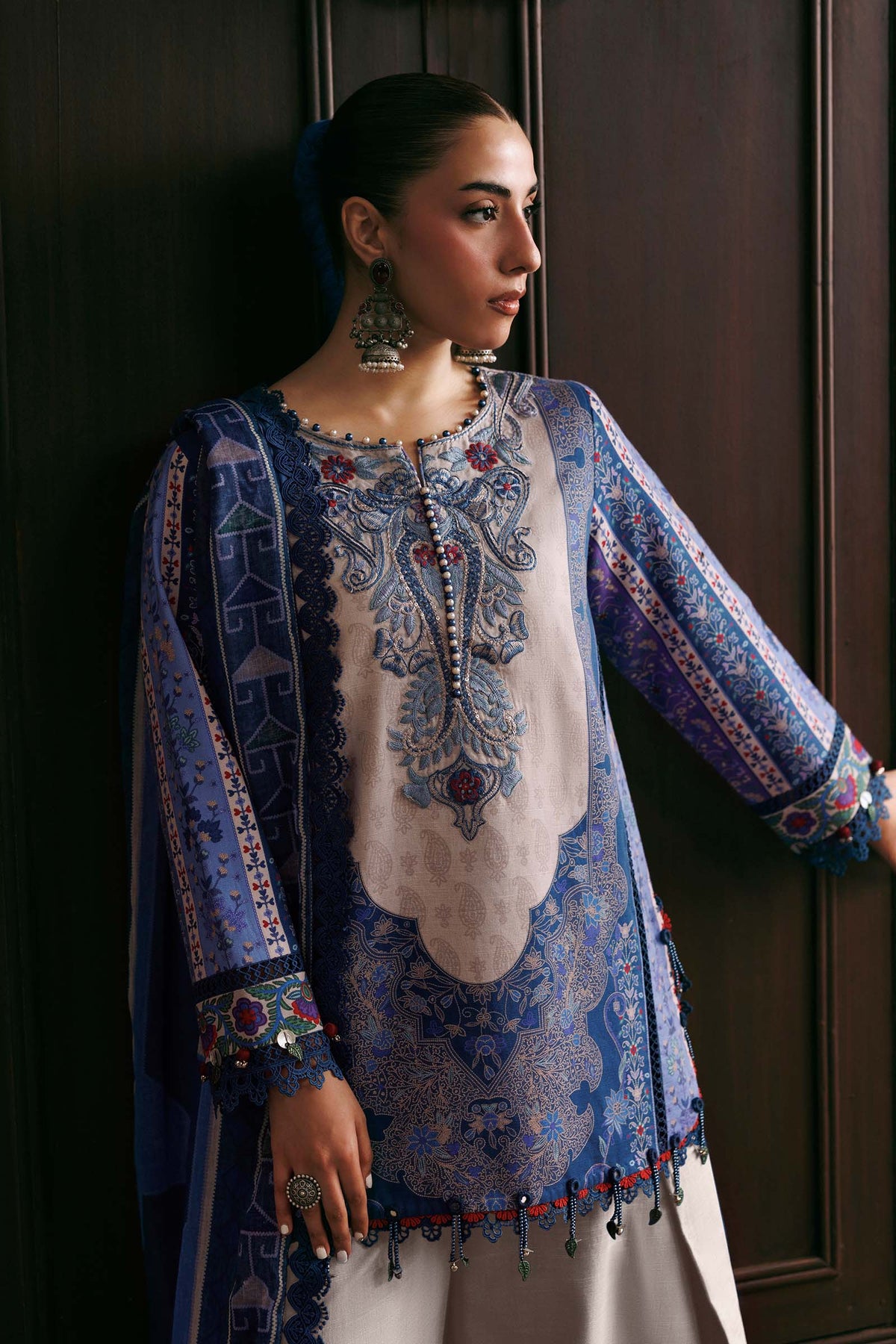 3 Pc Unstitched Embroidered Slub Khaddar Suit