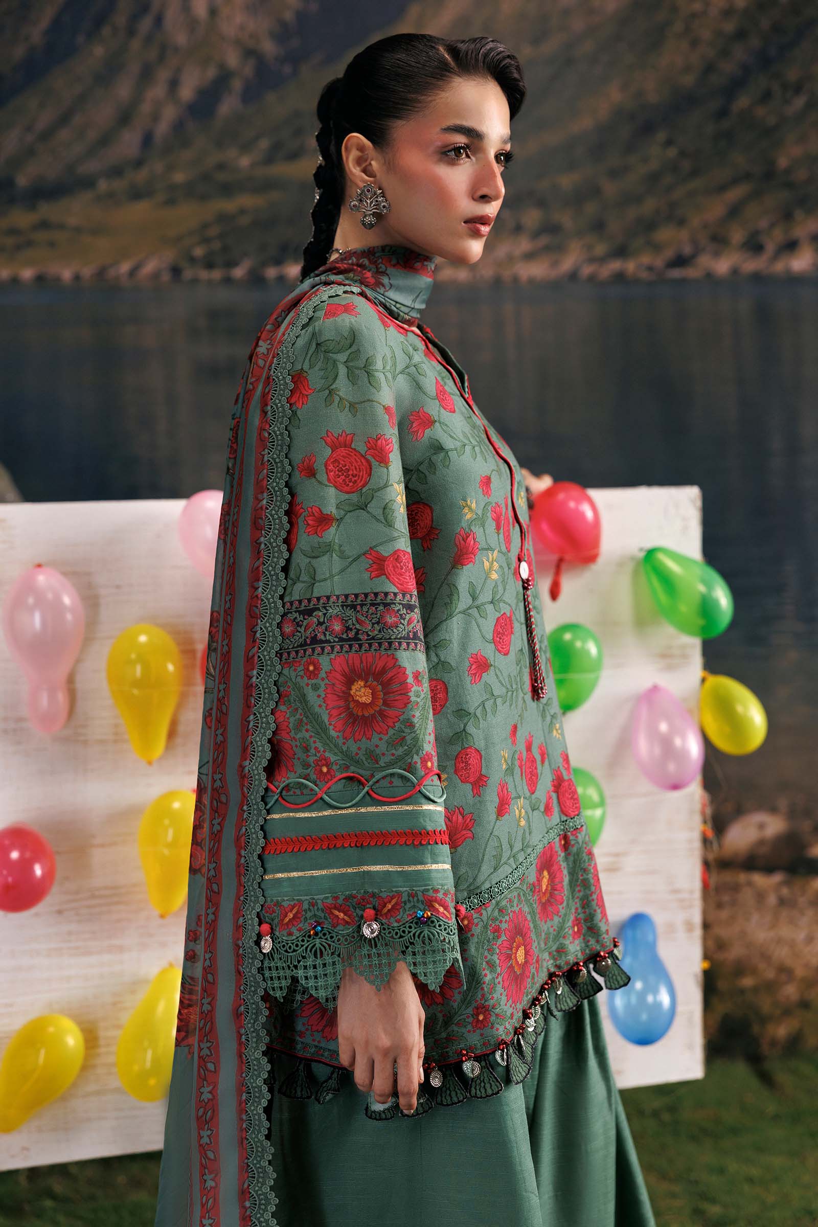 3 Pc Unstitched Embroidered Slub Khaddar Suit