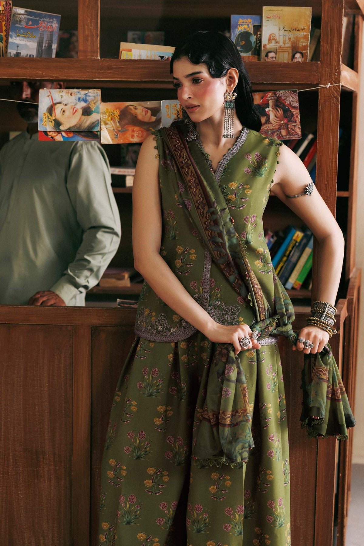 3 Pc Unstitched Embroidered Linen Suit