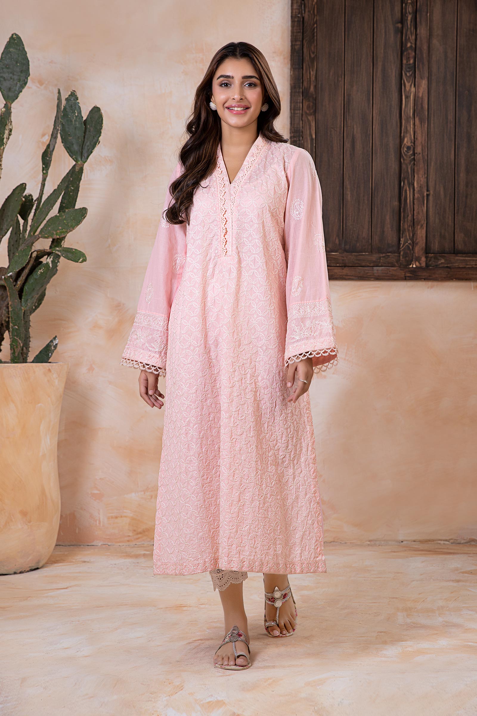 Embroidered Lawn Kurta MBEA2422 Maria.B. Designs (AE)