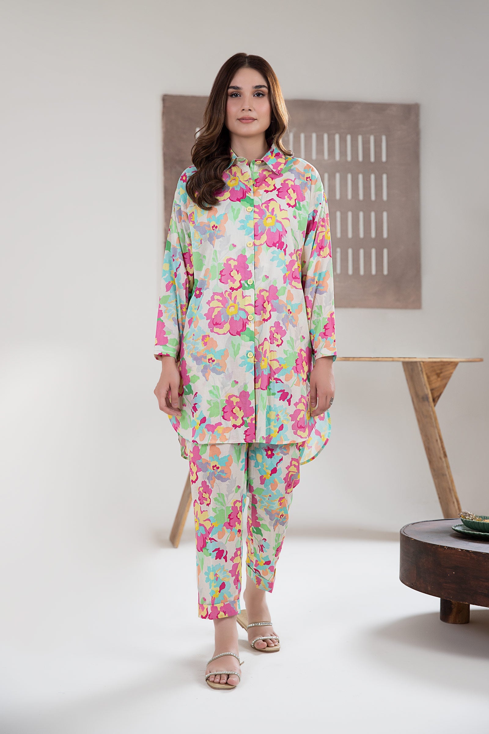 2 Piece Printed Arabic Lawn Suit