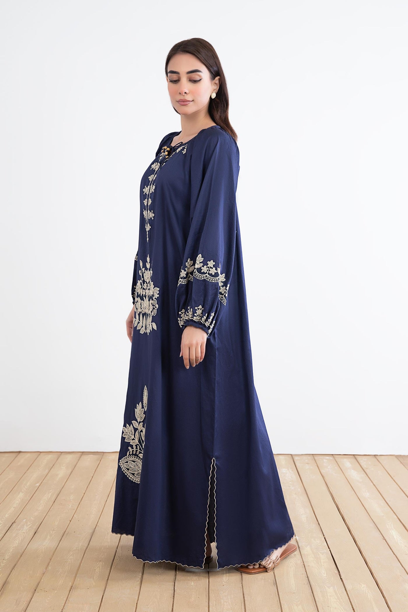 EMBROIDERED ARABIC LAWN TUNIC DRESS | MB-EF24-200