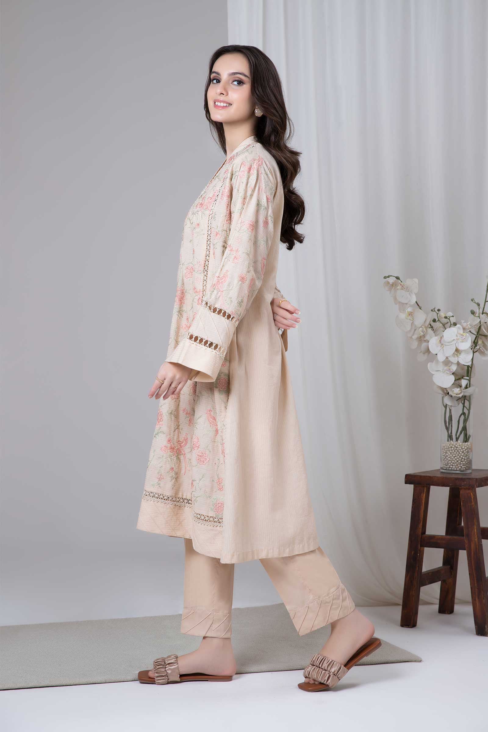 Embroidered Lawn Kurta