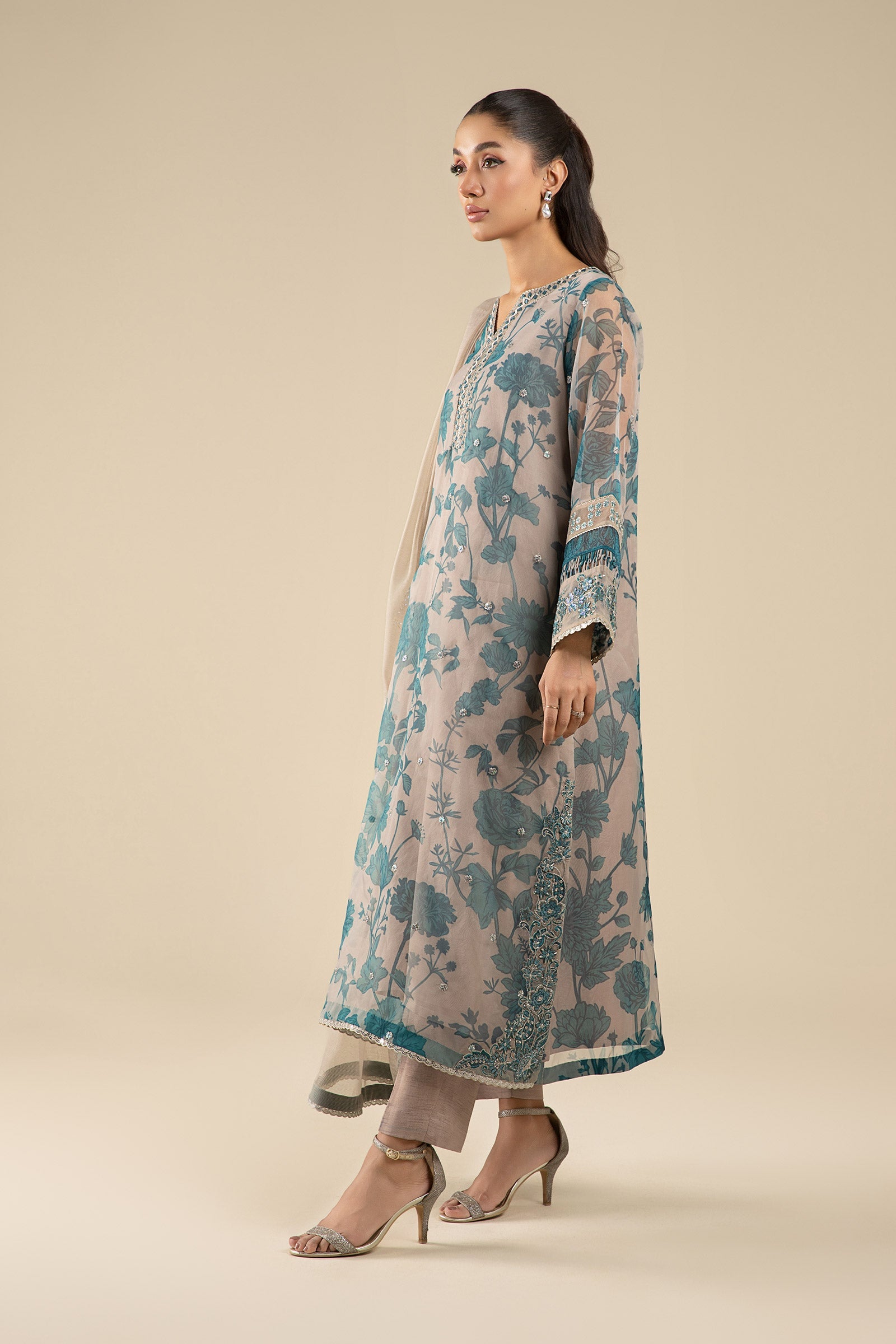 2 Pc Embroidered Organza Suit