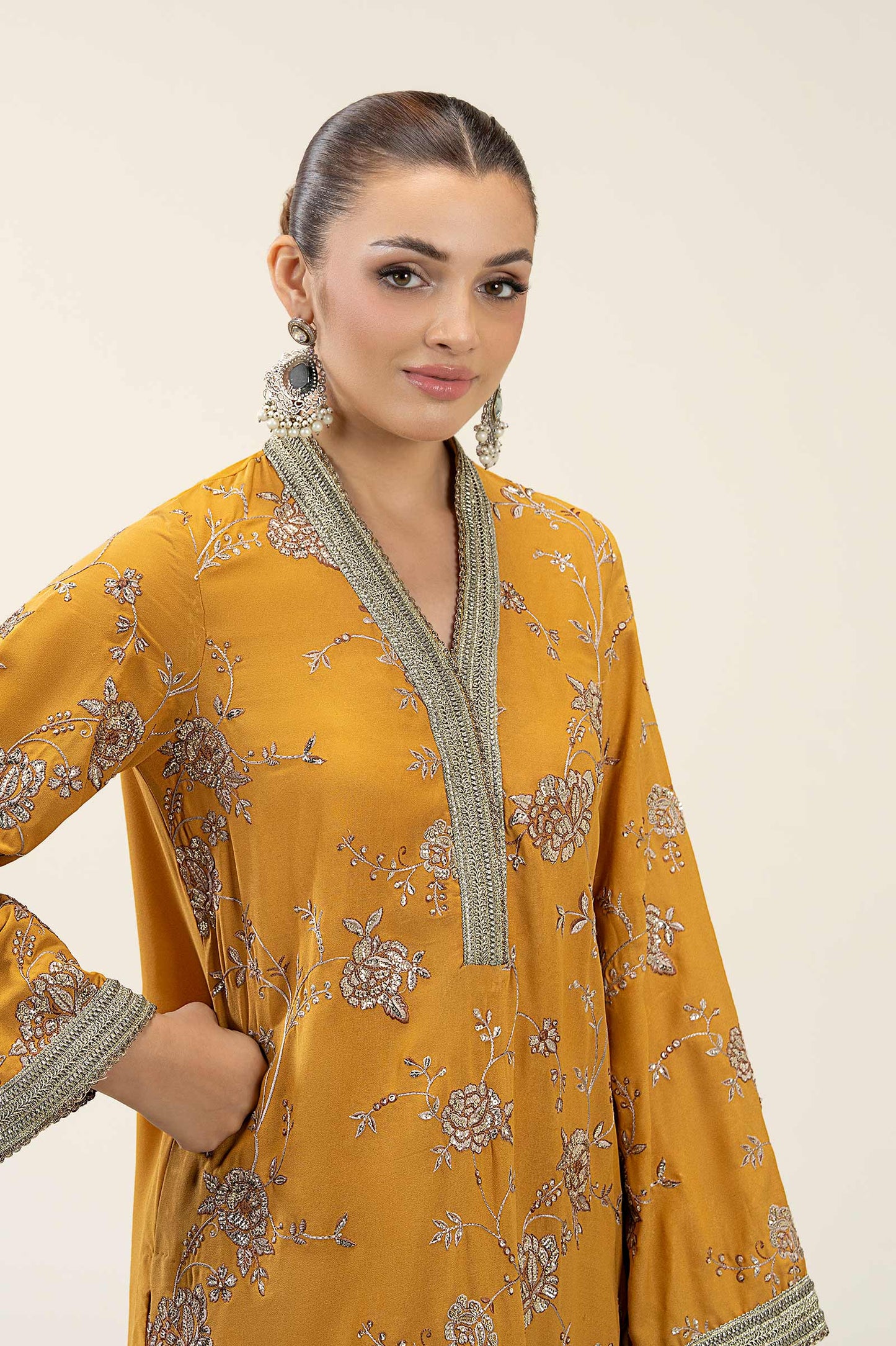2 Pc Embroidered Georgette Suit