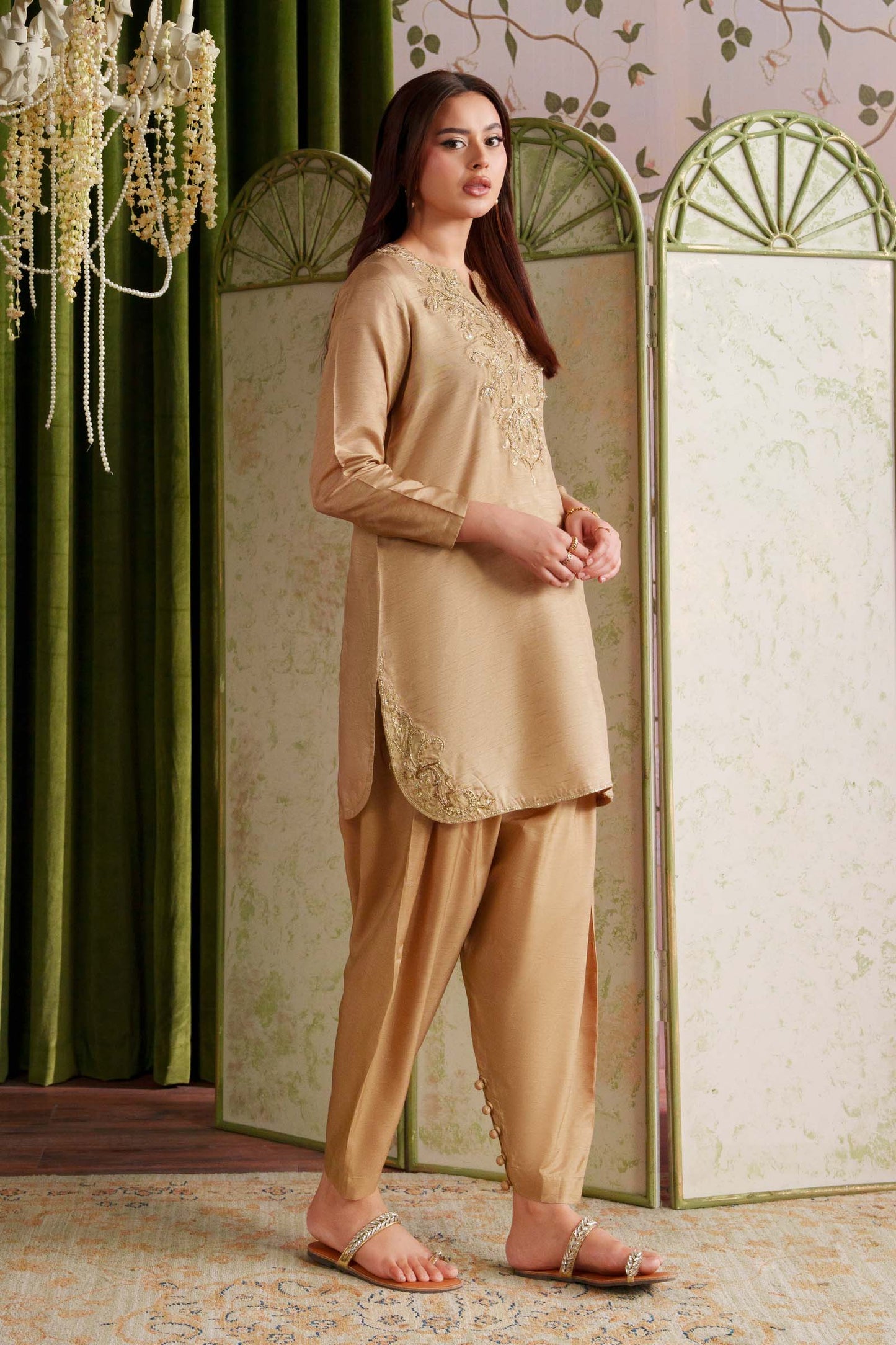 2 Pc Embellished Bamberg Raw Silk Suit