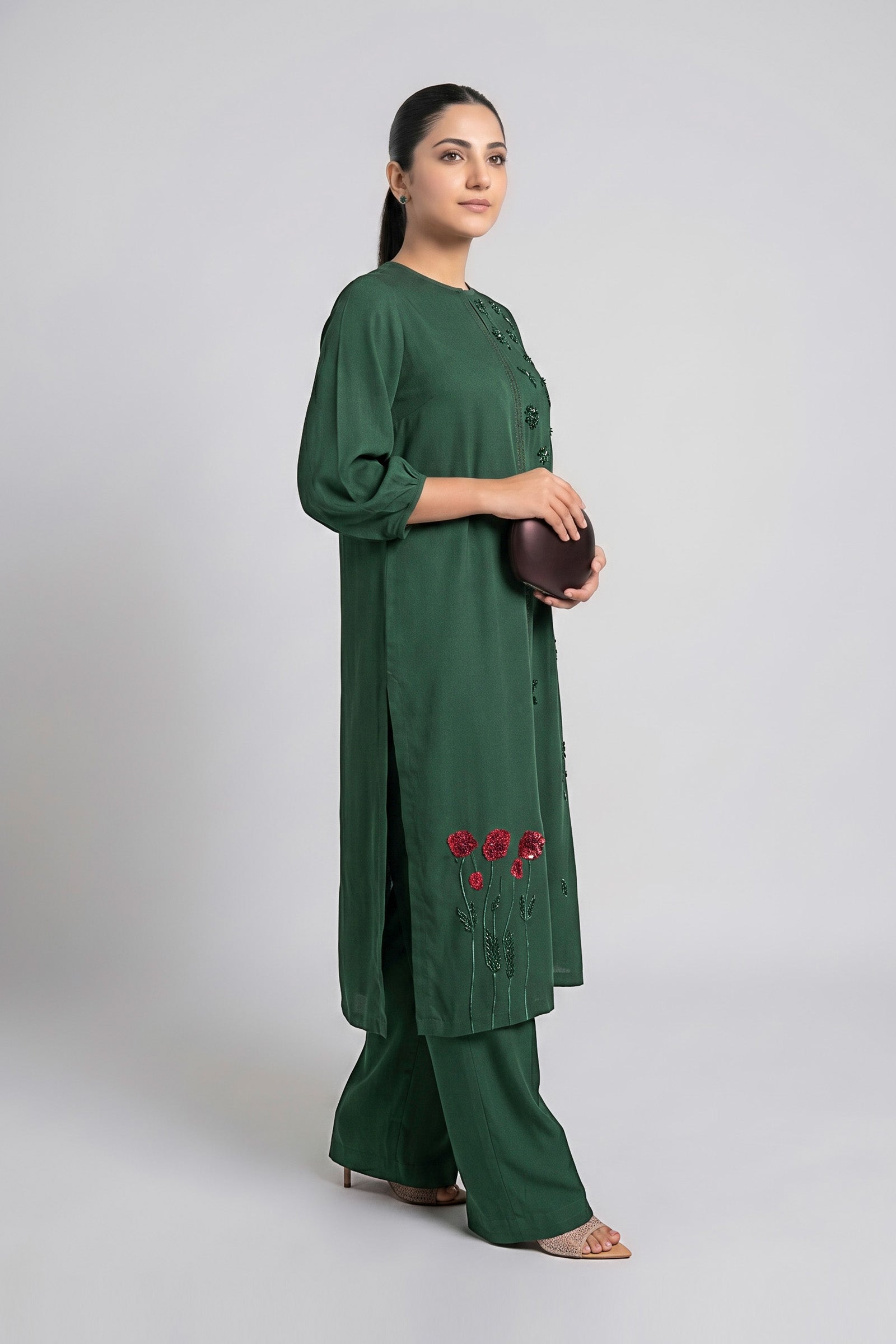 2 Pc Embroidered Crepe Suit