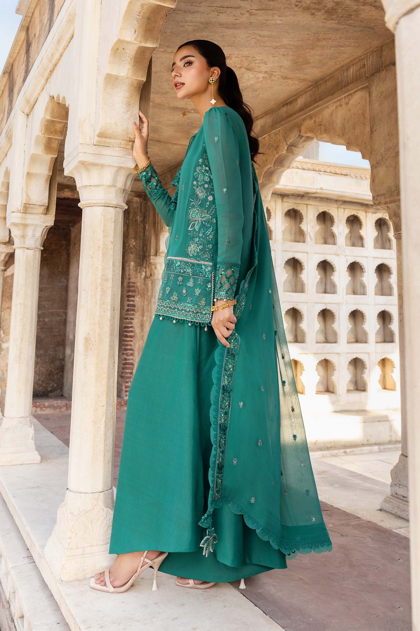 3 Pc Unstitched Embroidered Chiffon Suit