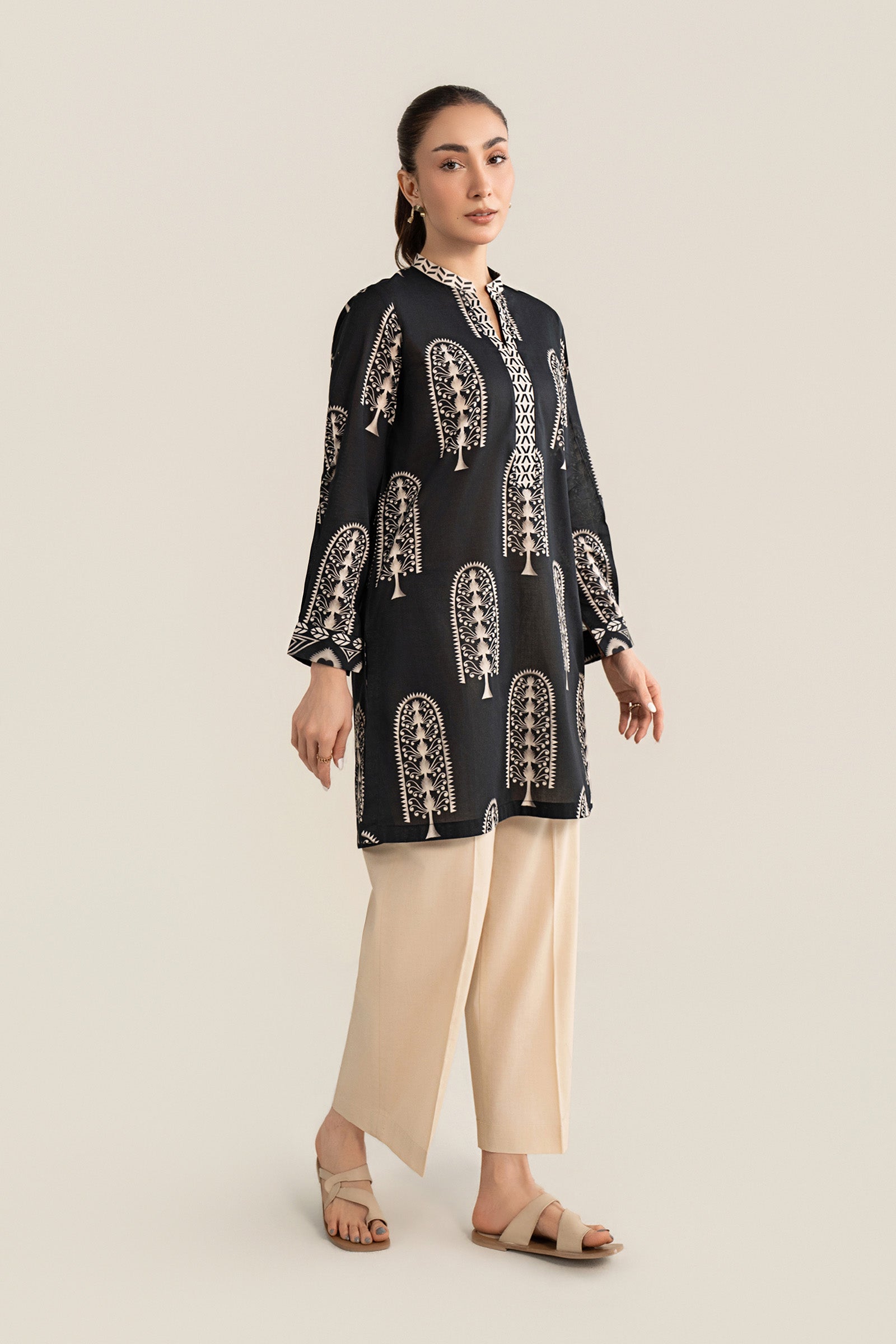 2 Pc Printed Lawn Suit