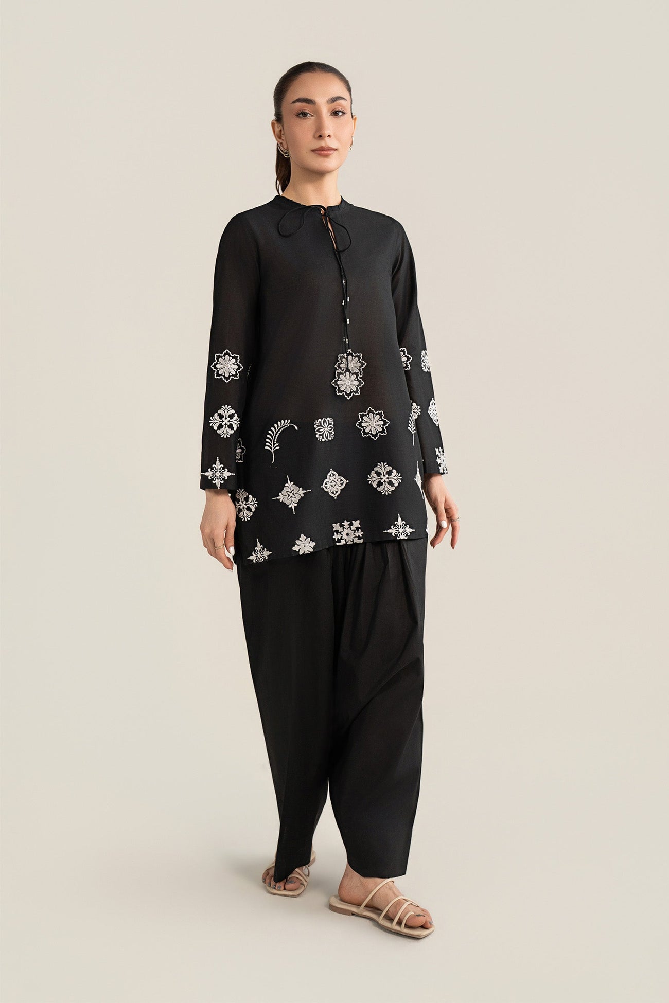 2 Pc Embroidered Lawn Suit