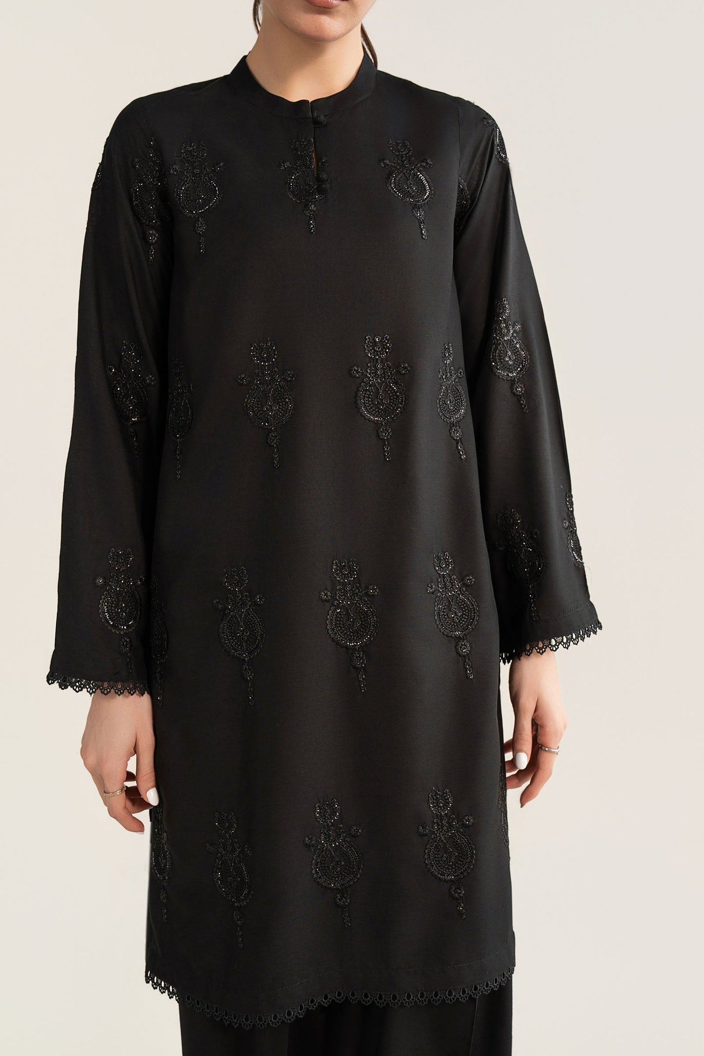 2 Pc Embroidered Arabic Lawn Suit