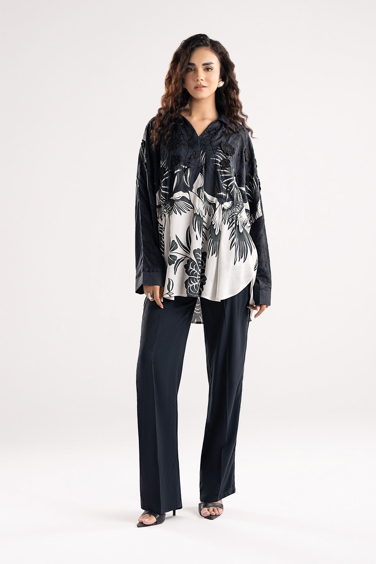 2 Pc Printed Arabic Lawn Suit