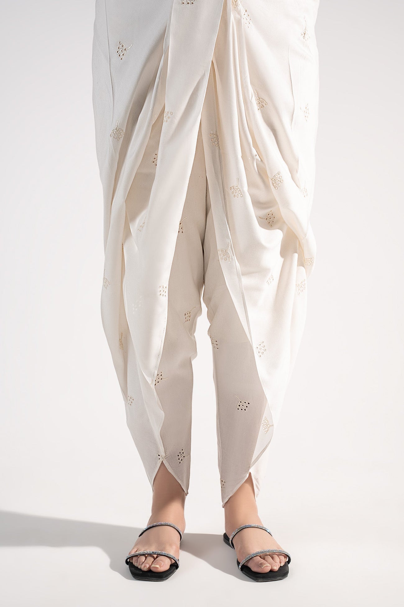 Embroidered Arabic Lawn Shalwar