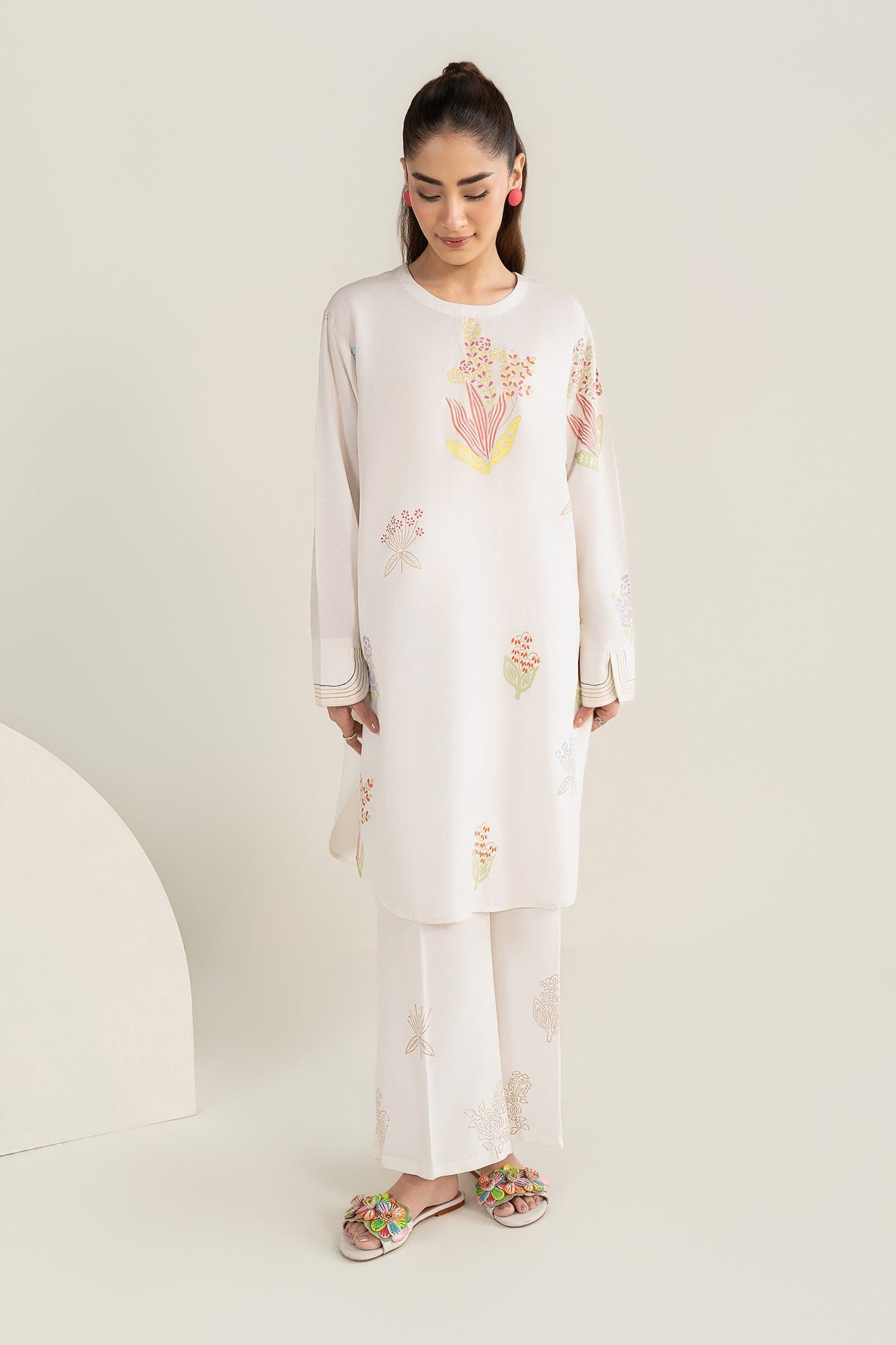 2 Pc Block Printed Arabic Lawn Suit