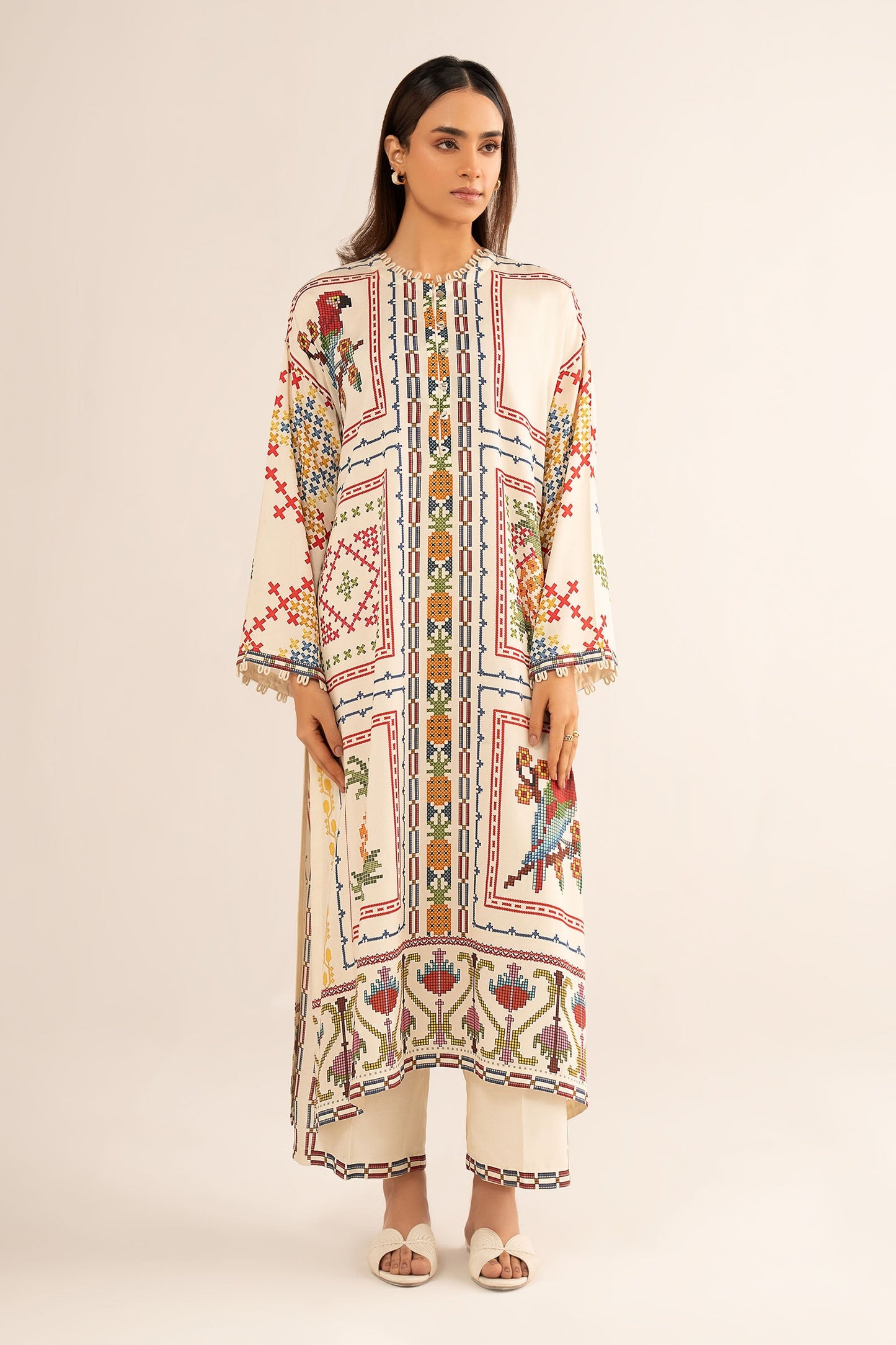 2 Pc Embroidered Arabic Lawn Suit