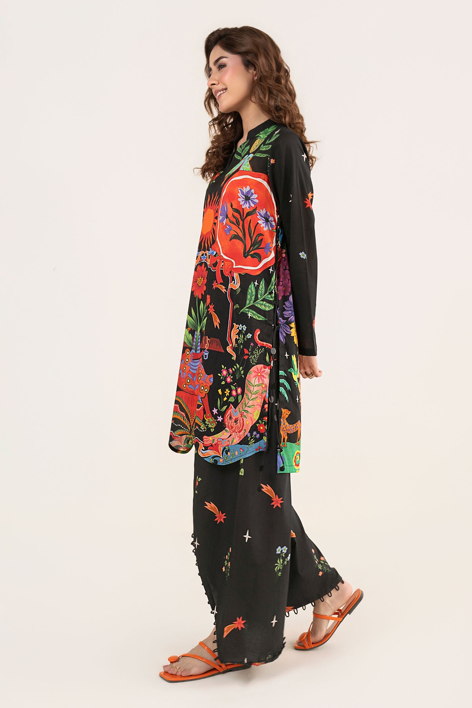 2 Pc Printed Arabic Lawn Suit