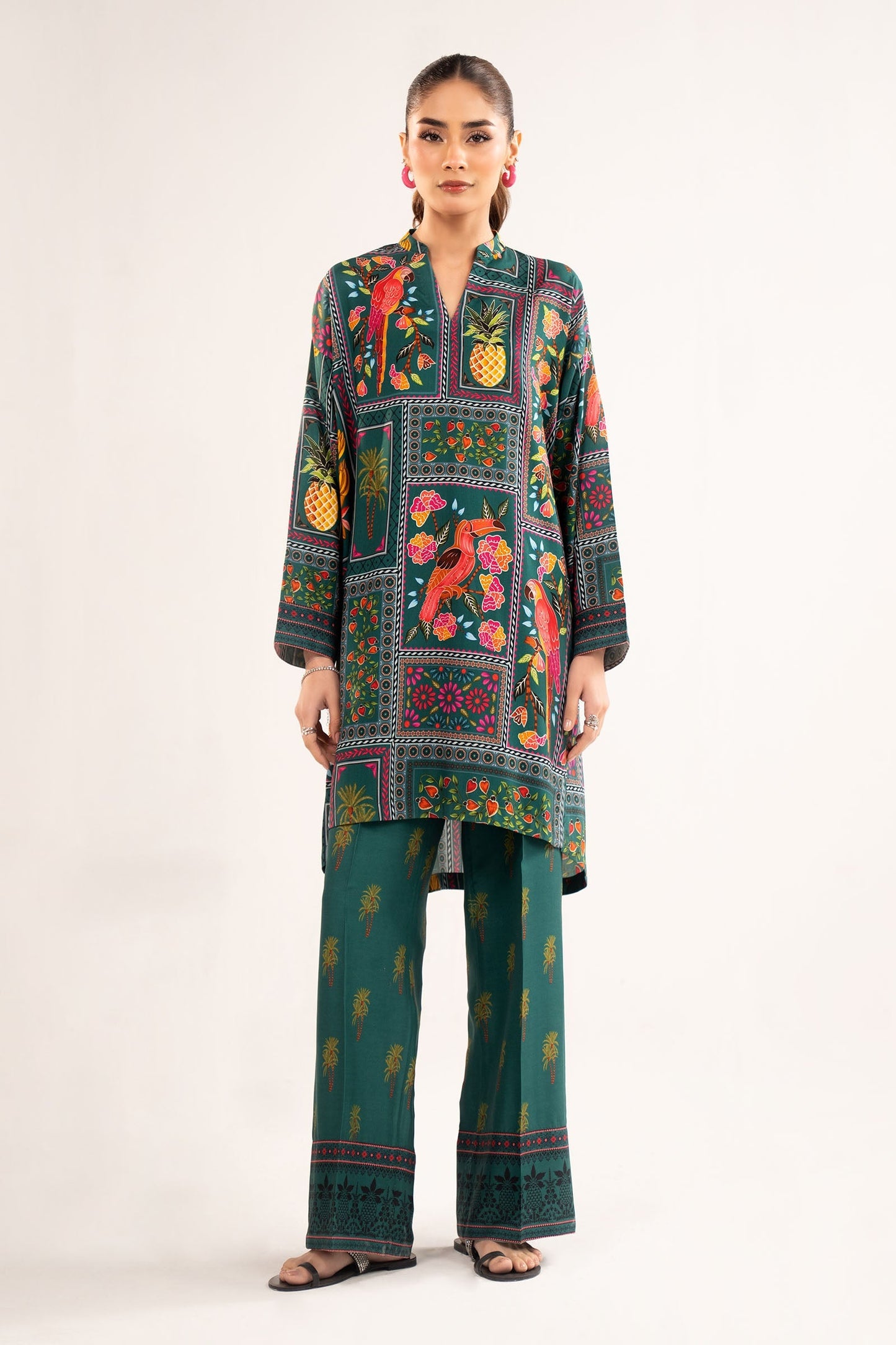 2 Pc Printed Arabic Lawn Suit