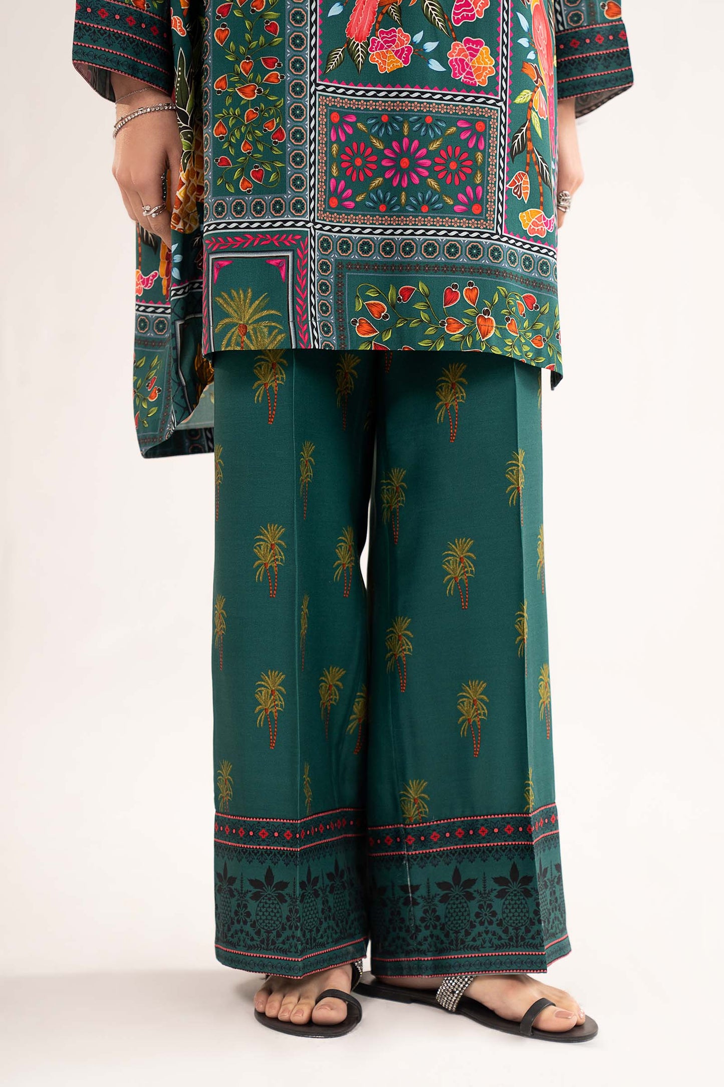 2 Pc Printed Arabic Lawn Suit