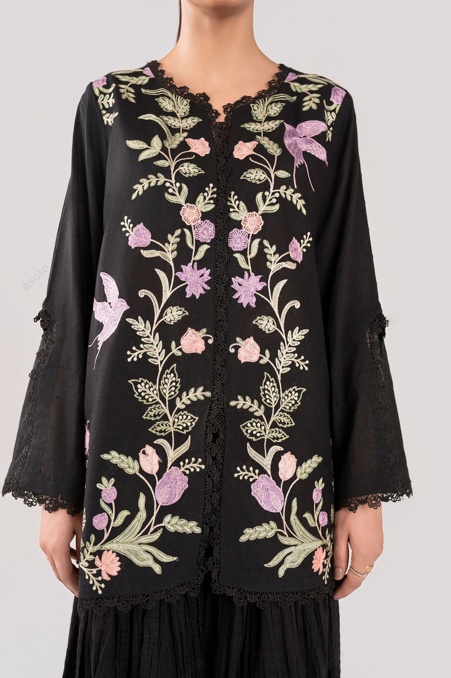 2 Pc Embroidered Brochia Suit