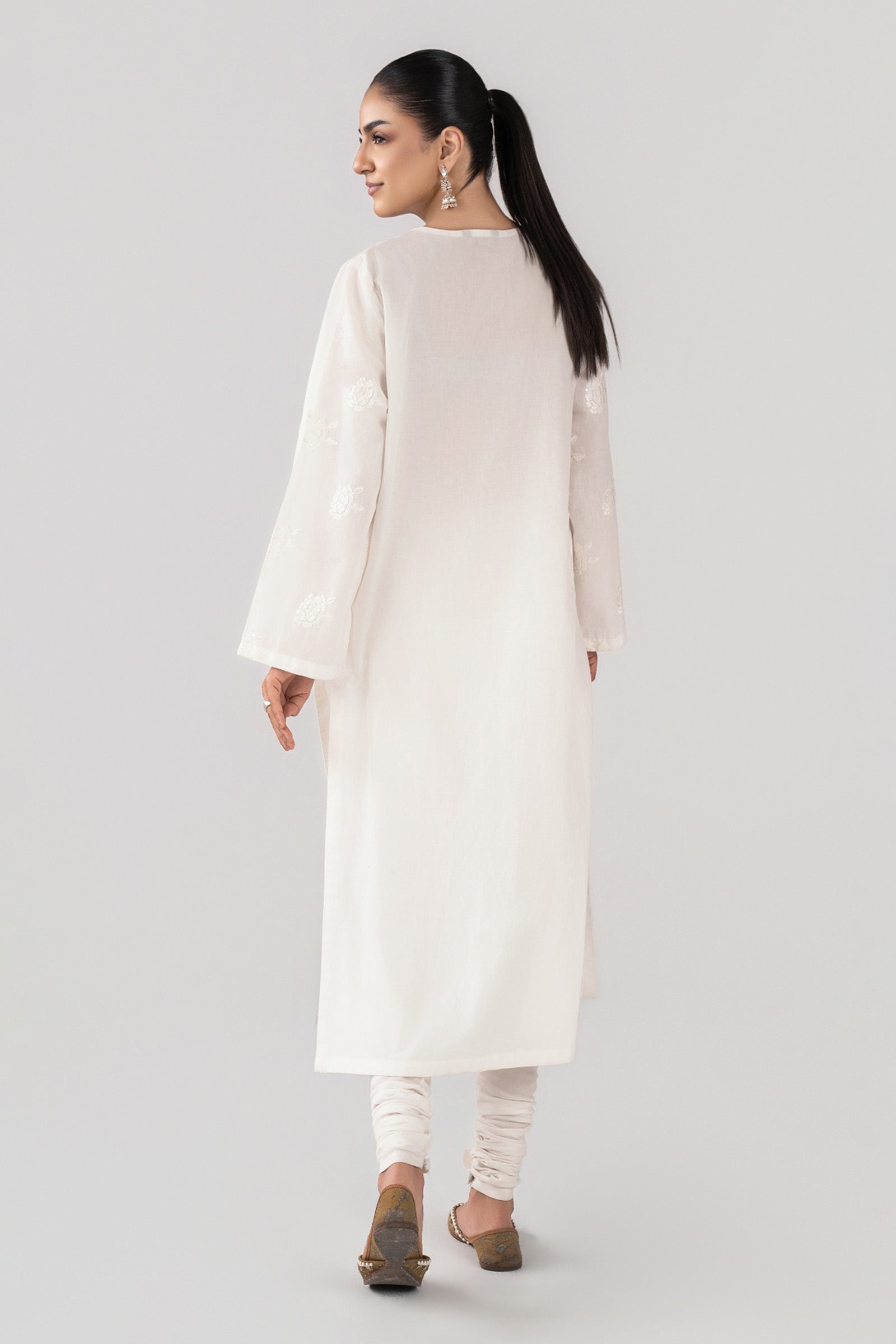 2 Pc Embroidered Lawn Suit