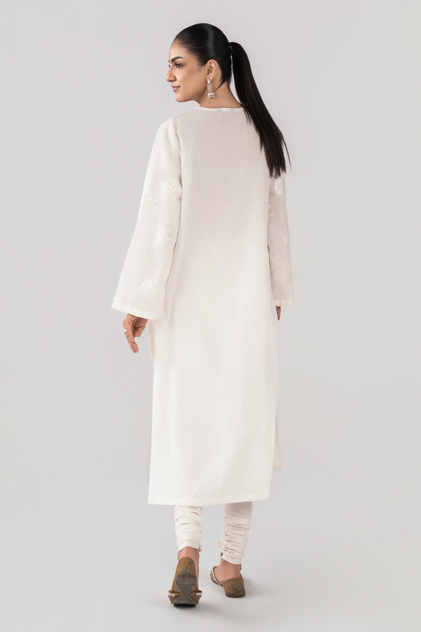 2 Pc Embroidered Lawn Suit