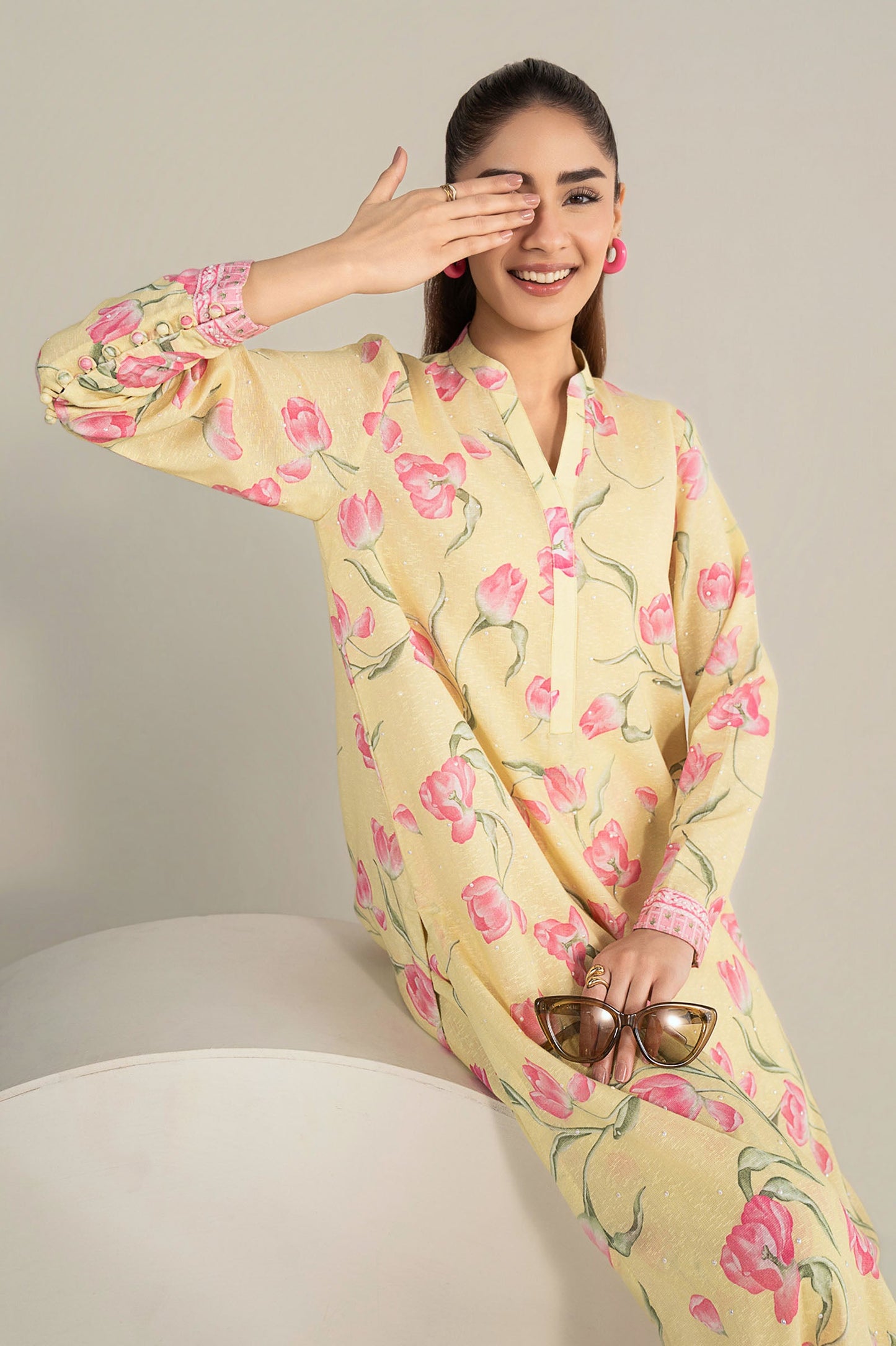 2 Pc Printed Karandi Suit