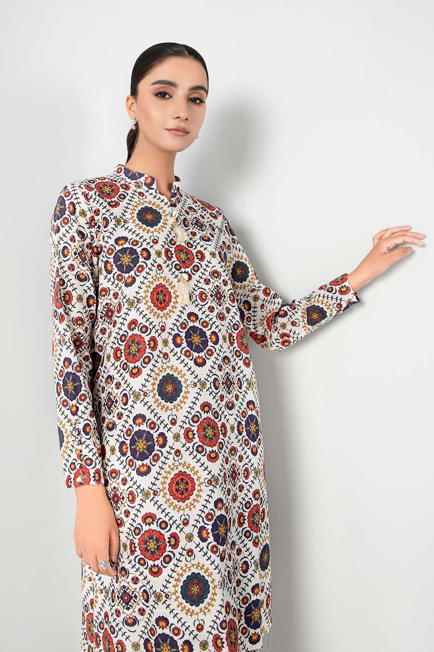 2 Pc Printed Khaddar Suit